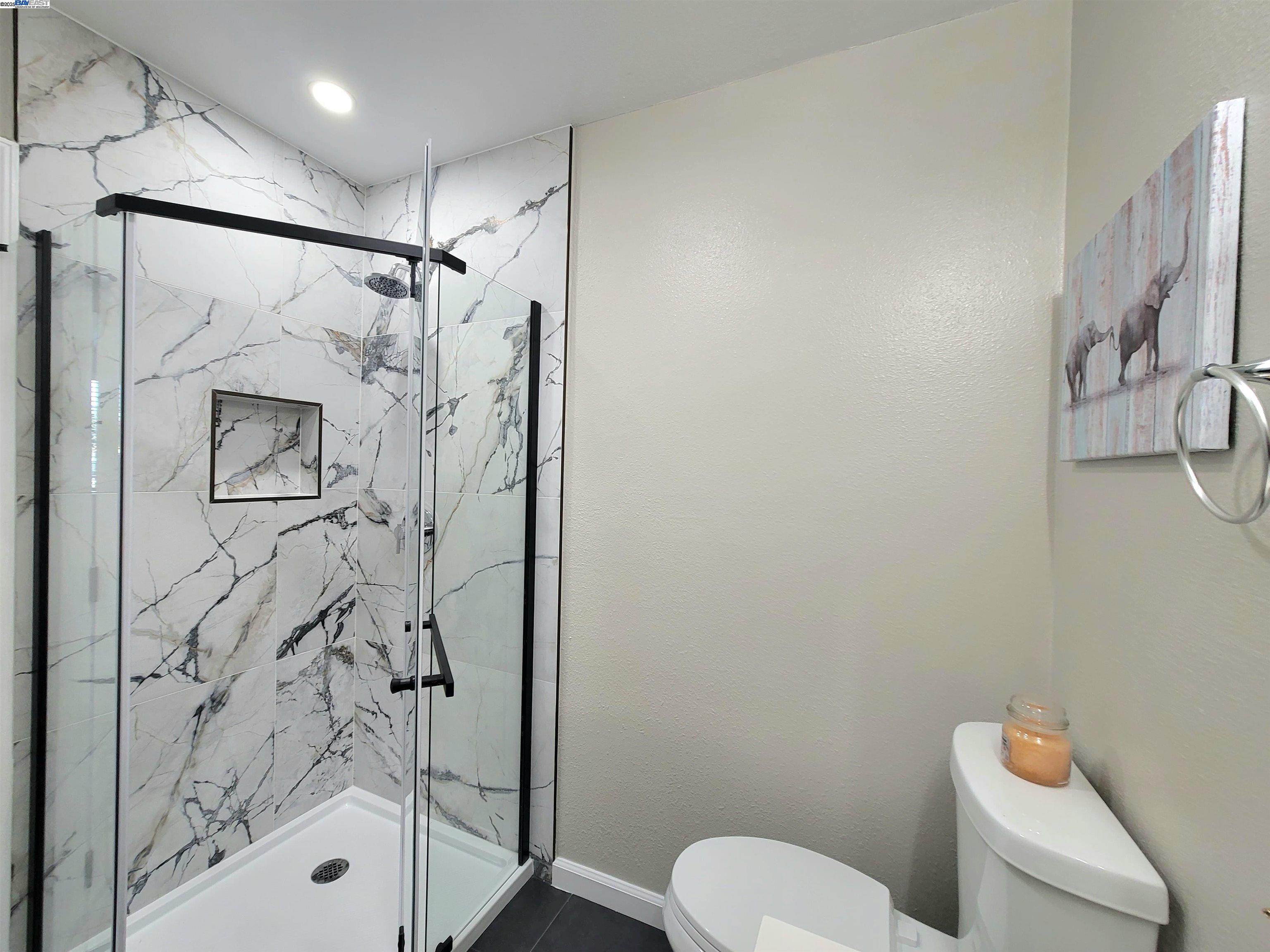 Detail Gallery Image 16 of 23 For 1111 Stonington Ave, San Pablo,  CA 94806 - 3 Beds | 2 Baths