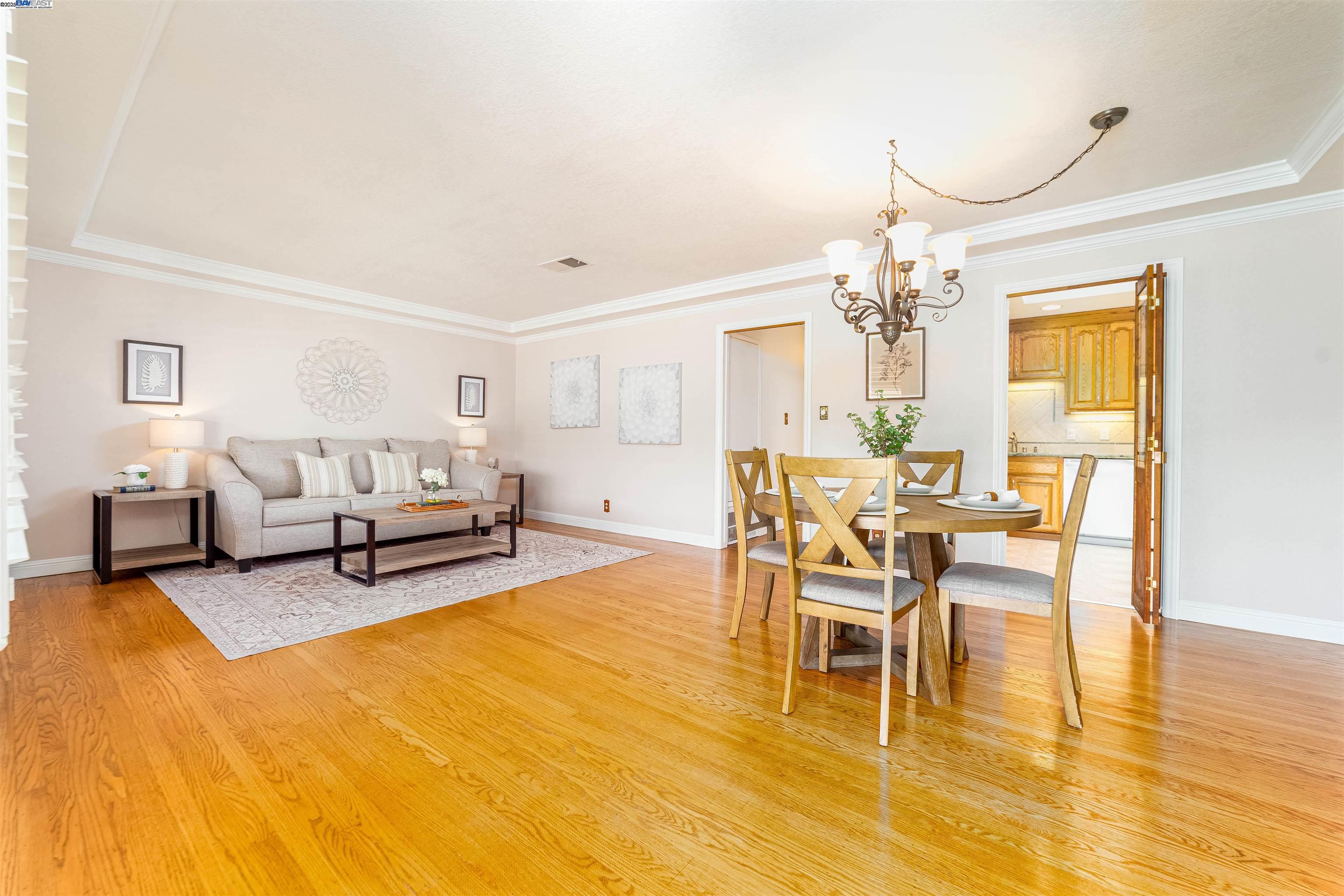 Detail Gallery Image 13 of 56 For 5149 Roycroft Way, Fremont,  CA 94538 - 4 Beds | 2 Baths
