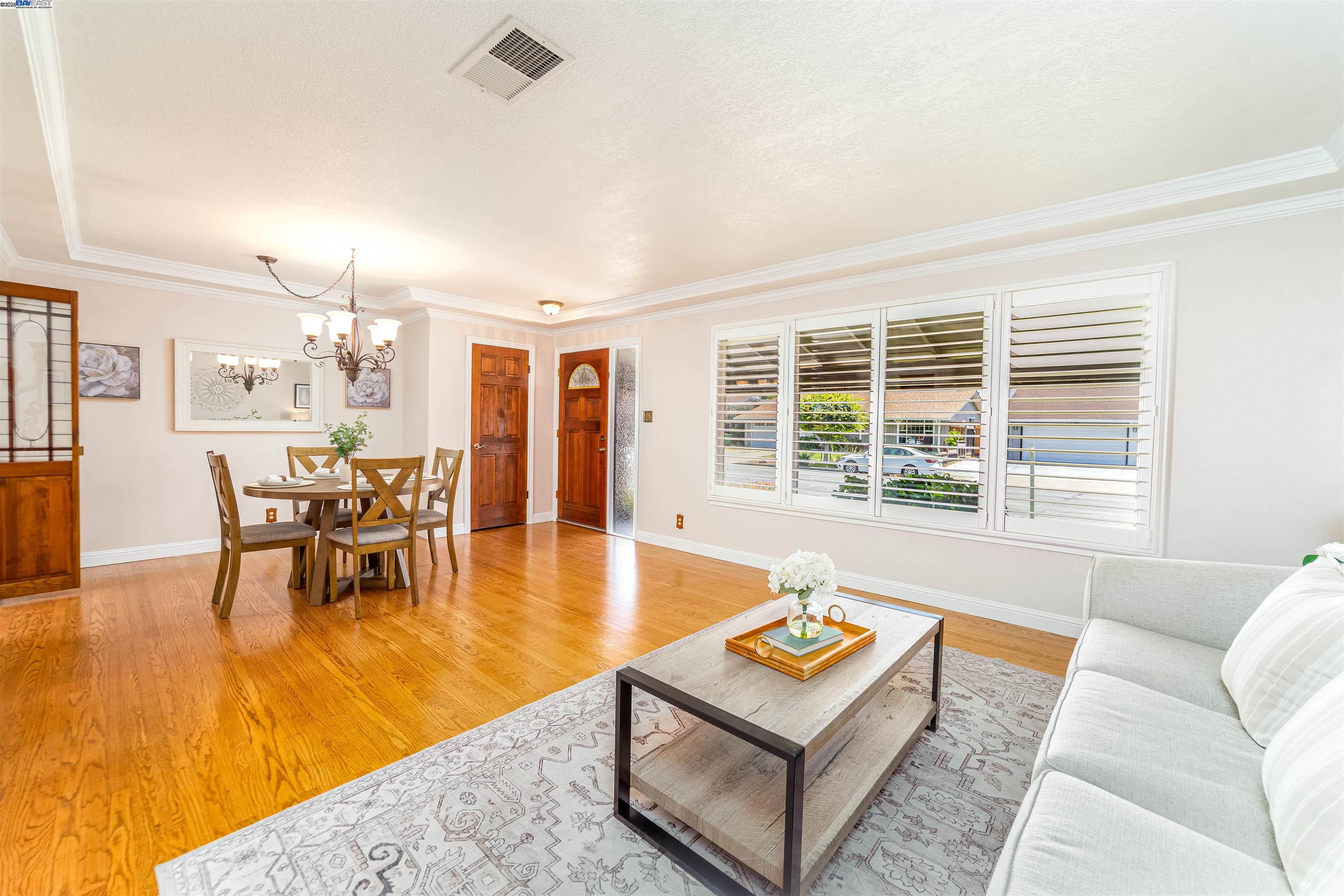 Detail Gallery Image 16 of 56 For 5149 Roycroft Way, Fremont,  CA 94538 - 4 Beds | 2 Baths