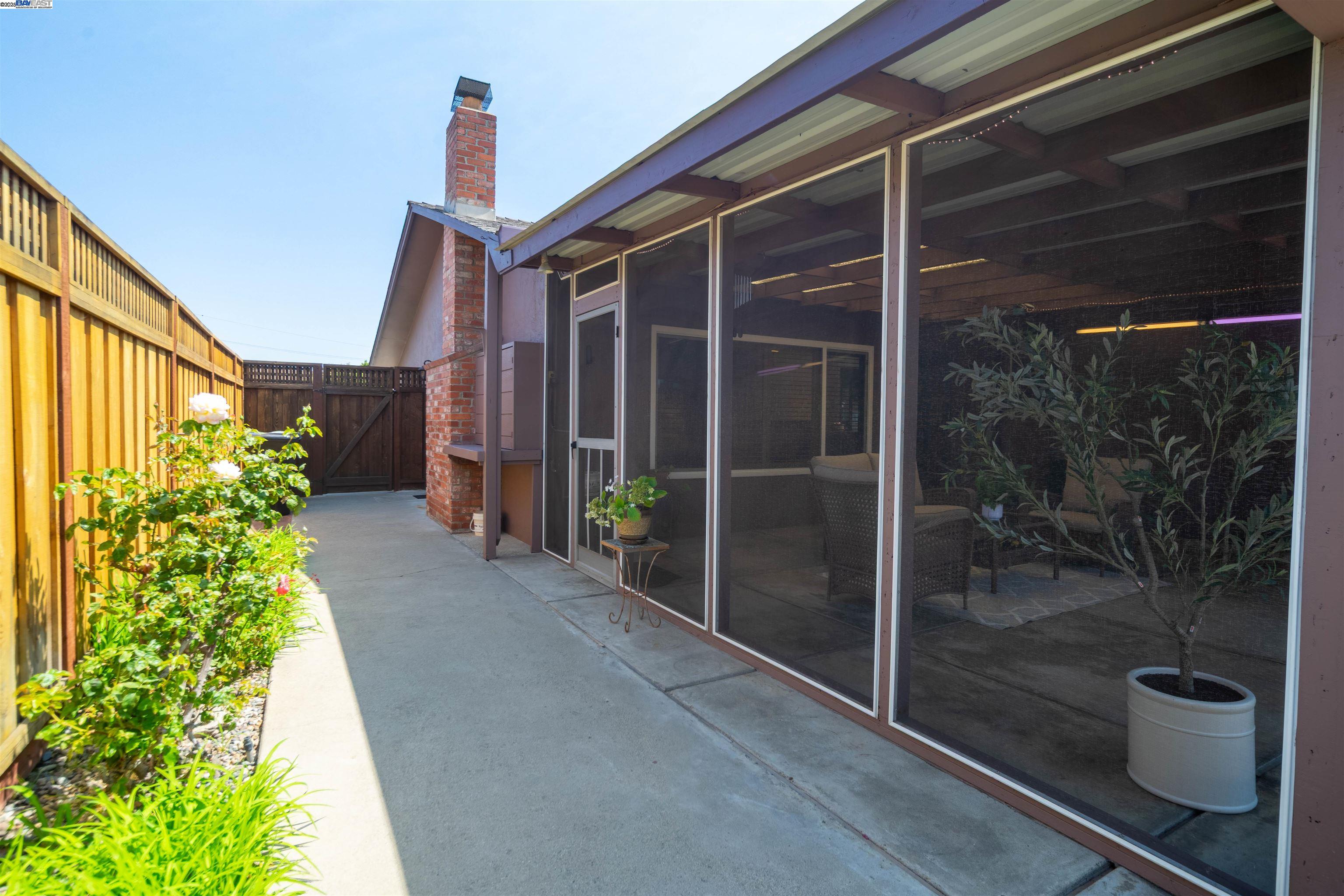 Detail Gallery Image 55 of 56 For 5149 Roycroft Way, Fremont,  CA 94538 - 4 Beds | 2 Baths