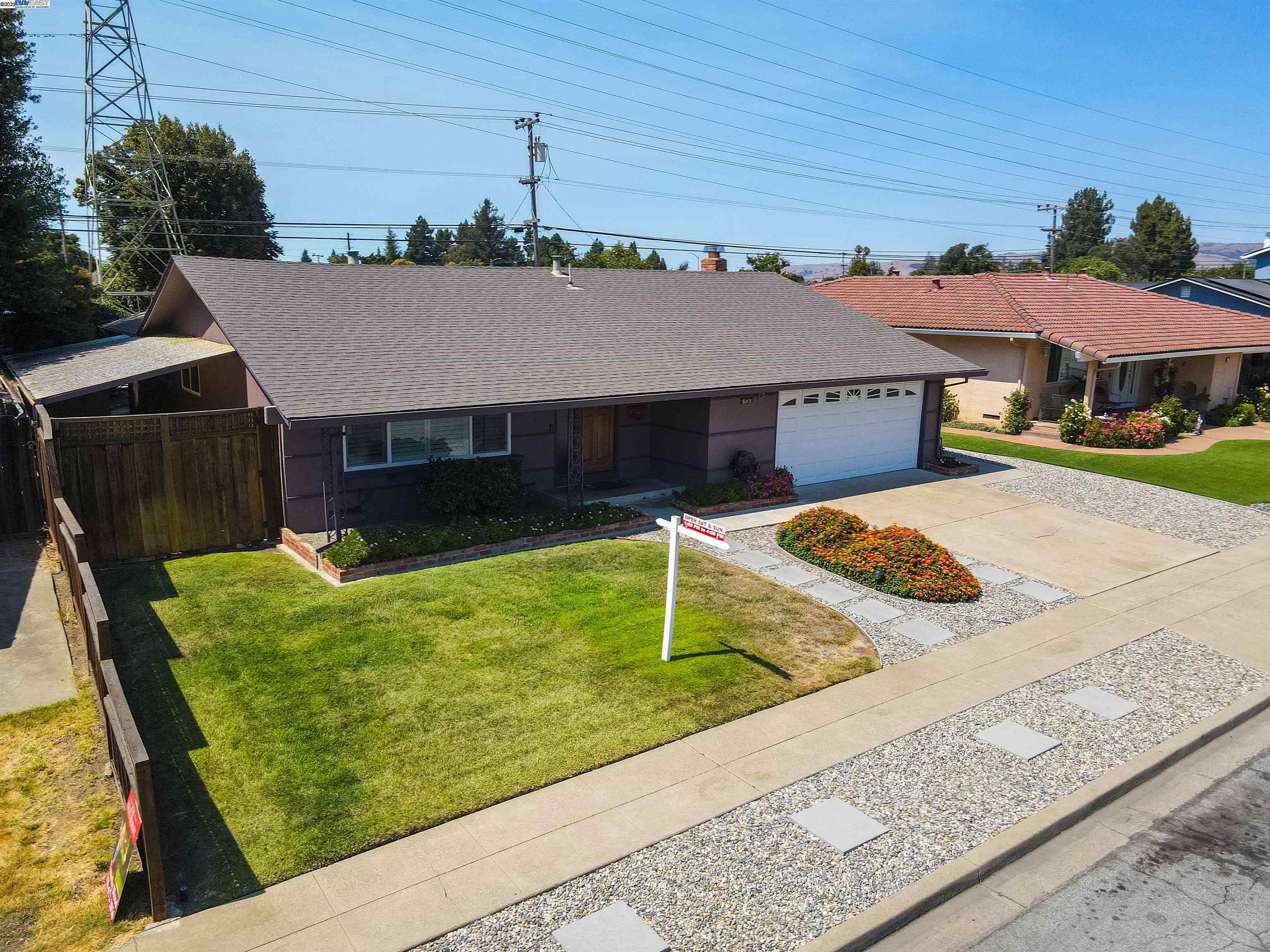 Detail Gallery Image 7 of 56 For 5149 Roycroft Way, Fremont,  CA 94538 - 4 Beds | 2 Baths