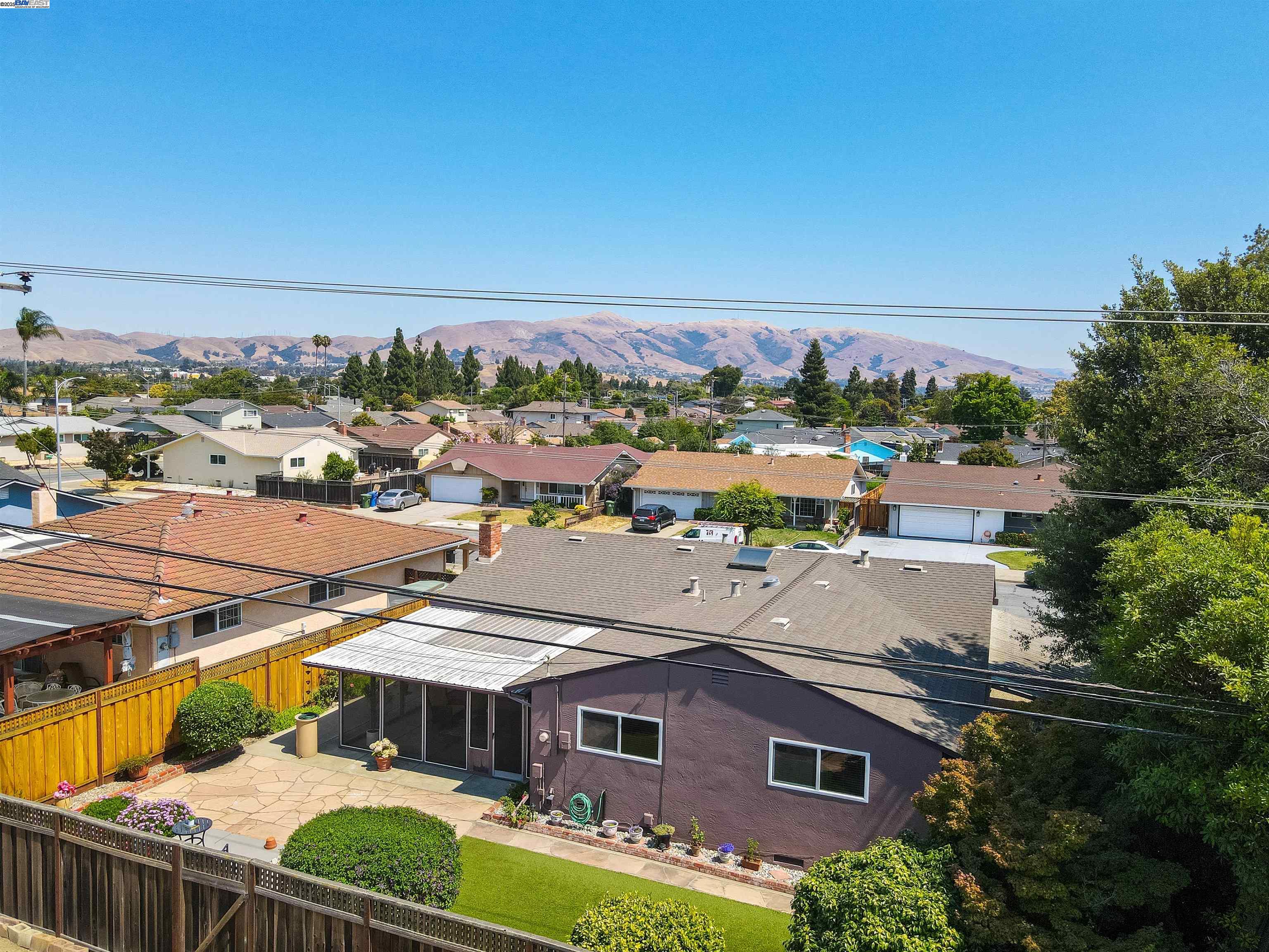 Detail Gallery Image 10 of 56 For 5149 Roycroft Way, Fremont,  CA 94538 - 4 Beds | 2 Baths