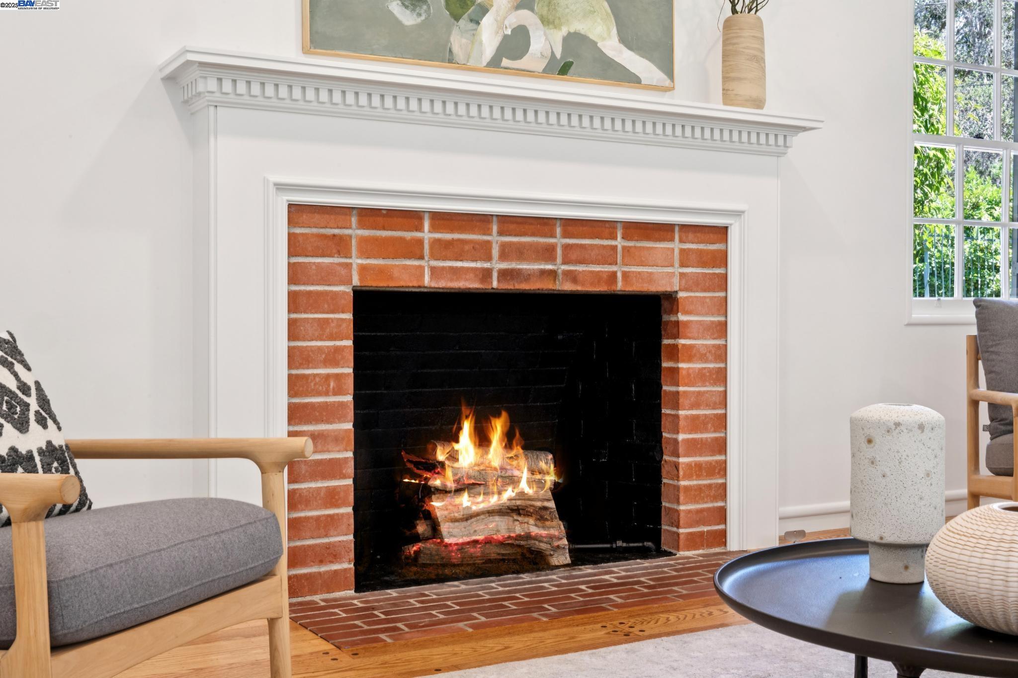 Detail Gallery Image 11 of 60 For 11 Crane Court, Orinda,  CA 94563 - 5 Beds | 5/1 Baths