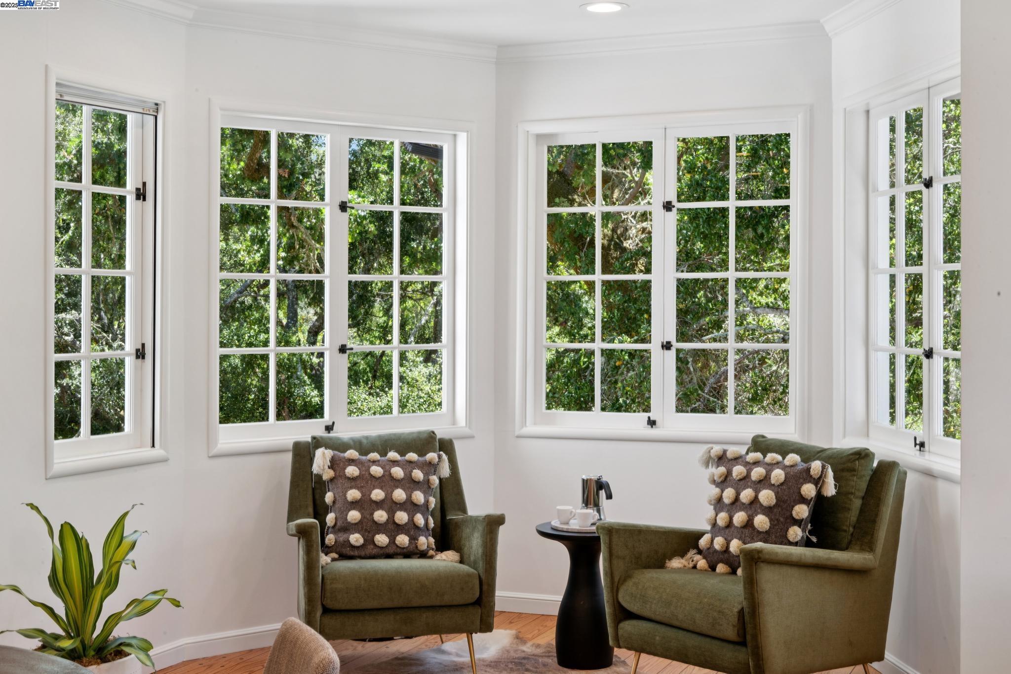 Detail Gallery Image 25 of 60 For 11 Crane Court, Orinda,  CA 94563 - 5 Beds | 5/1 Baths
