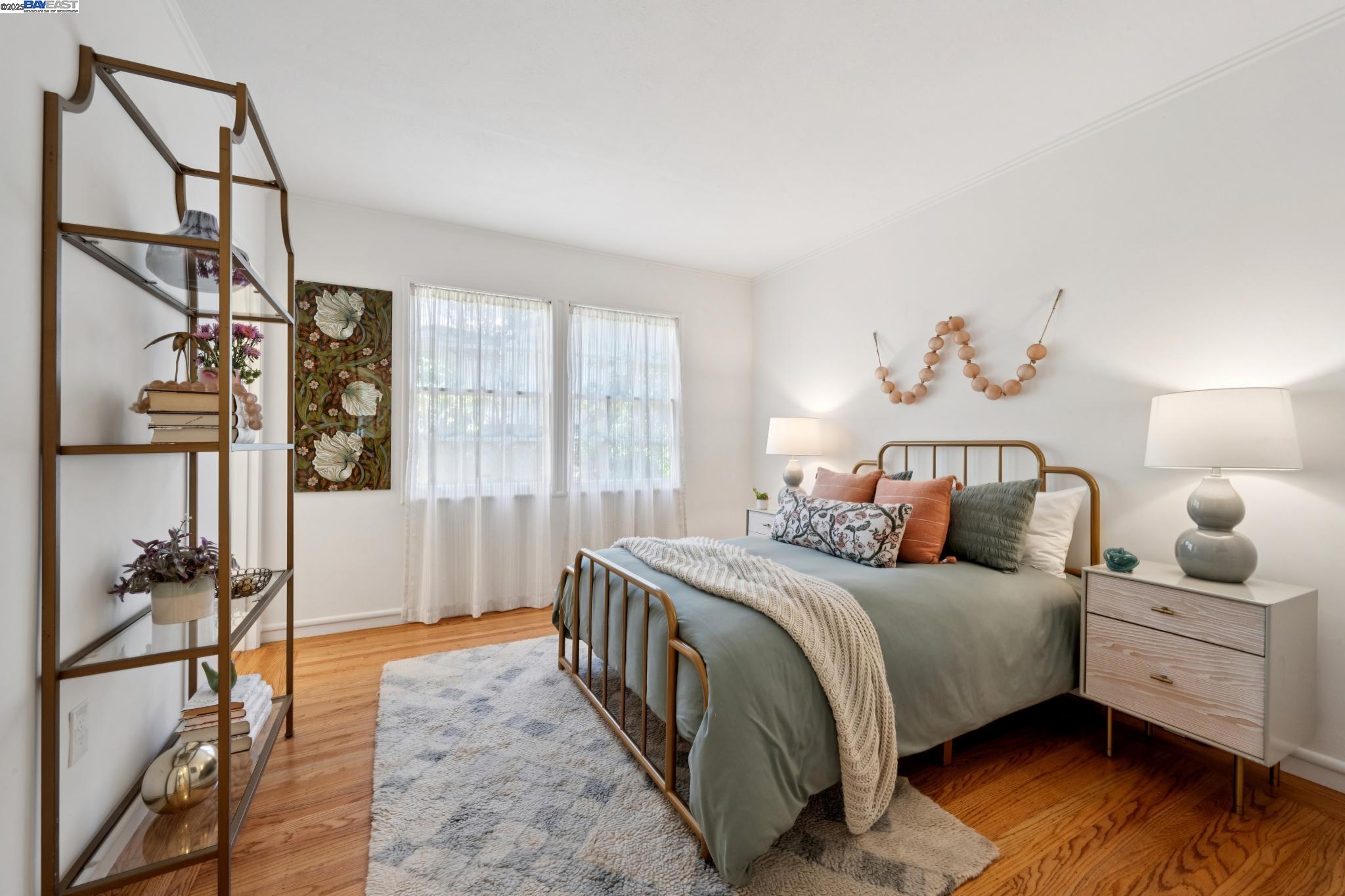 Detail Gallery Image 35 of 60 For 11 Crane Court, Orinda,  CA 94563 - 5 Beds | 5/1 Baths