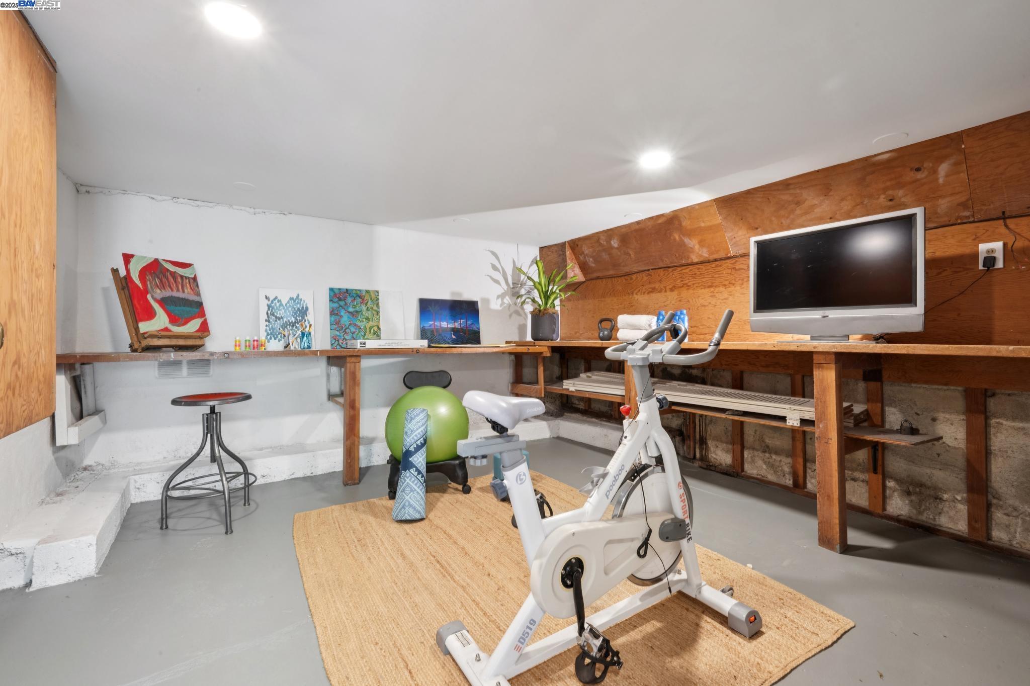 Detail Gallery Image 44 of 60 For 11 Crane Court, Orinda,  CA 94563 - 5 Beds | 5/1 Baths