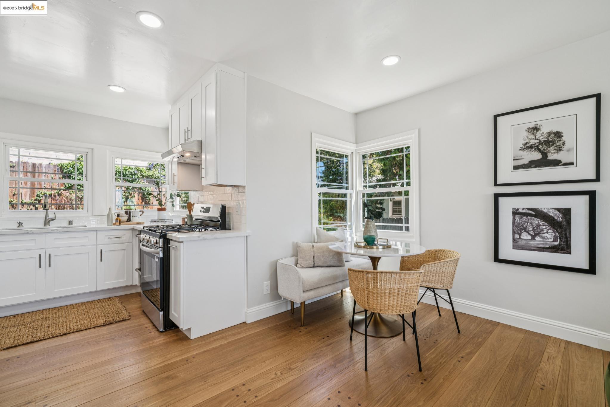 Detail Gallery Image 12 of 56 For 1218 Sandelin Ave, San Leandro,  CA 94577 - 3 Beds | 2 Baths
