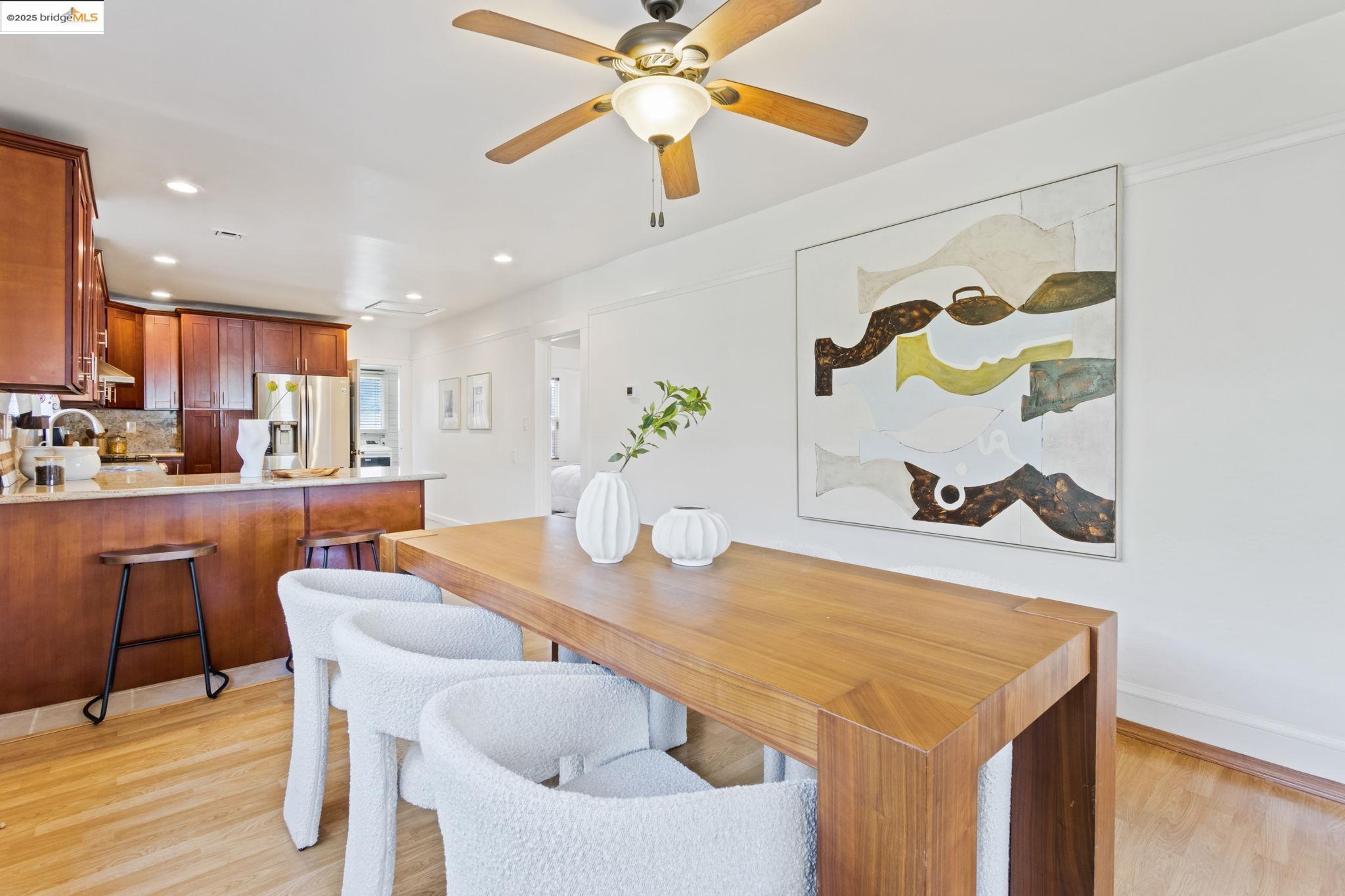 Detail Gallery Image 12 of 47 For 1700 64th Ave, Oakland,  CA 94621 - 2 Beds | 1 Baths