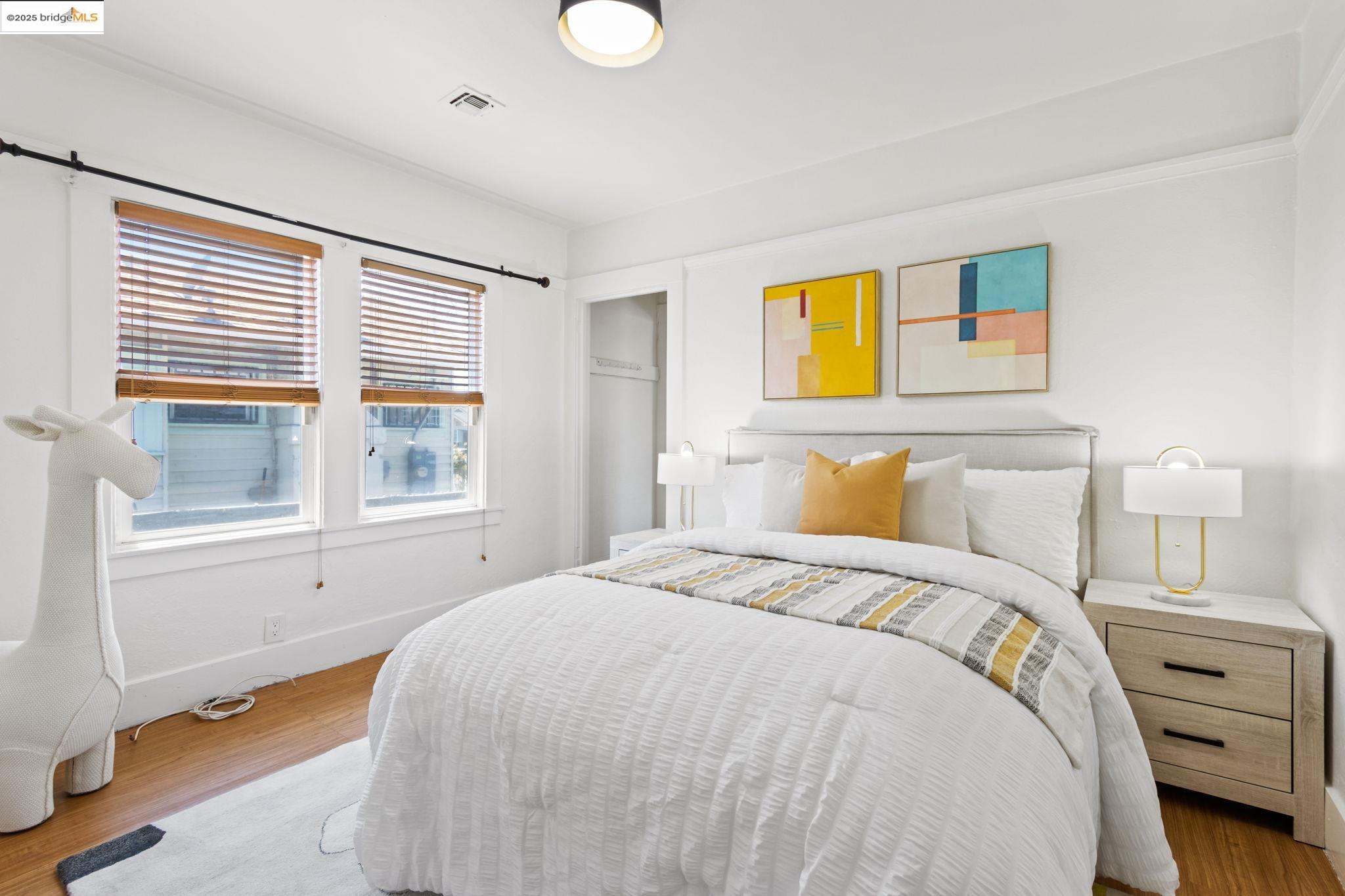 Detail Gallery Image 24 of 47 For 1700 64th Ave, Oakland,  CA 94621 - 2 Beds | 1 Baths