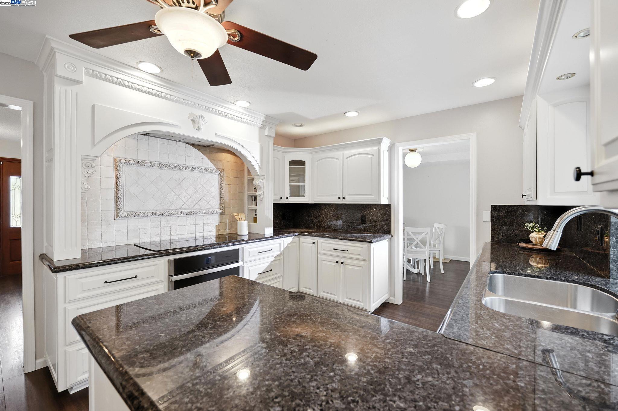 Detail Gallery Image 12 of 55 For 2740 Mohawk Cir, San Ramon,  CA 94583 - 4 Beds | 3 Baths
