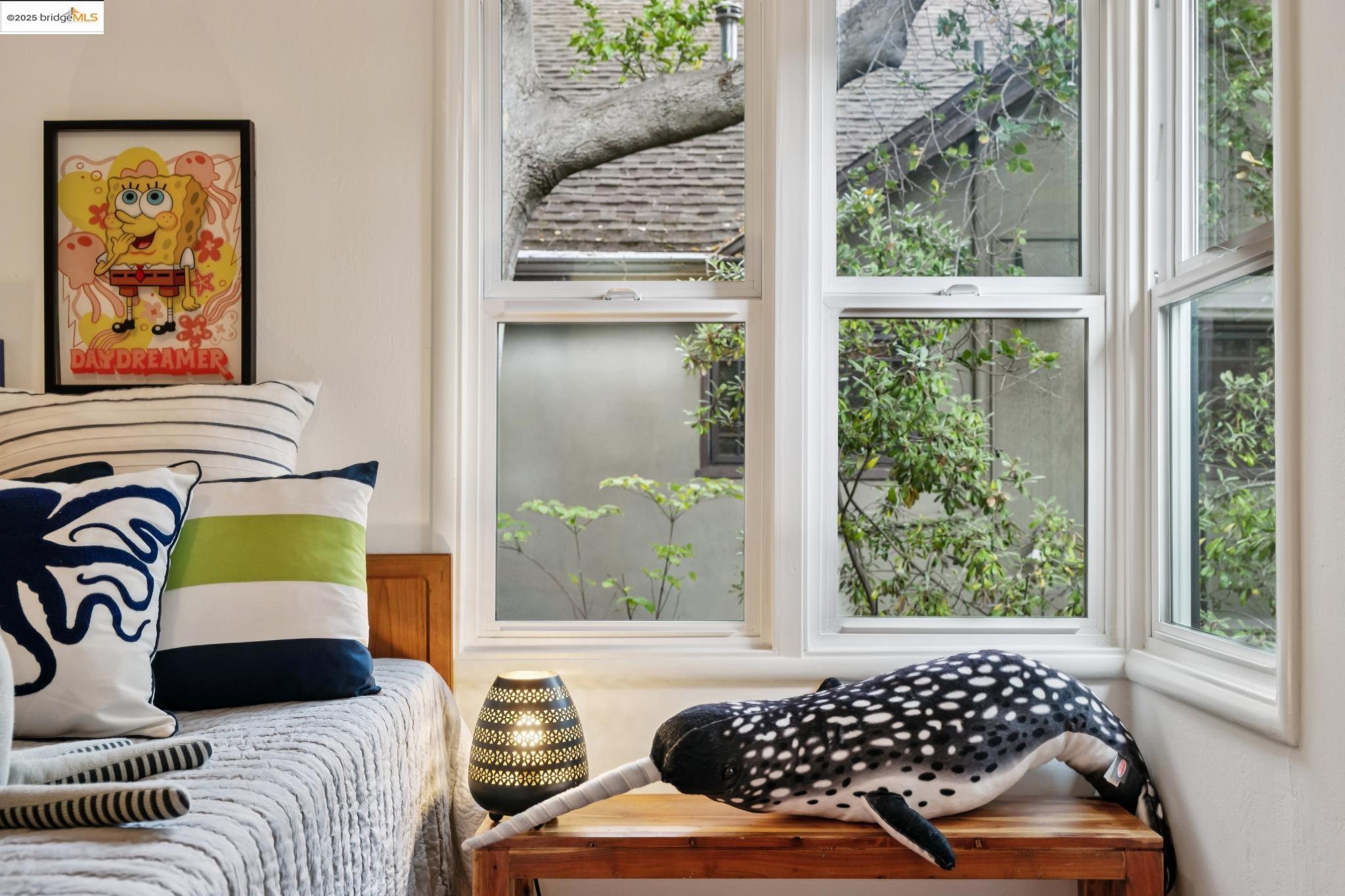 Detail Gallery Image 28 of 51 For 679 Mandana Blvd, Oakland,  CA 94610 - 3 Beds | 2 Baths