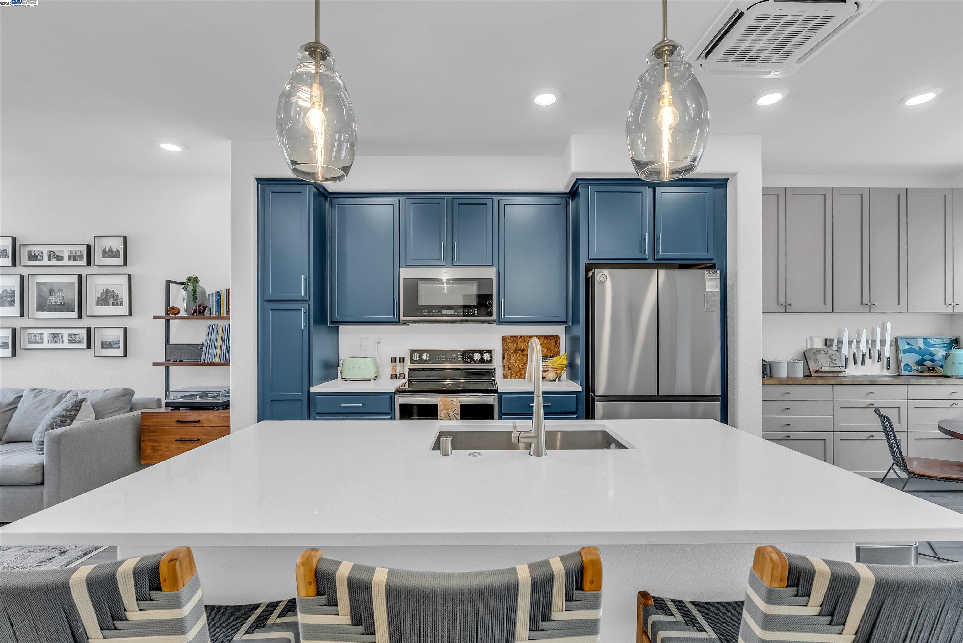 Photo #3: 41108136 Listing 