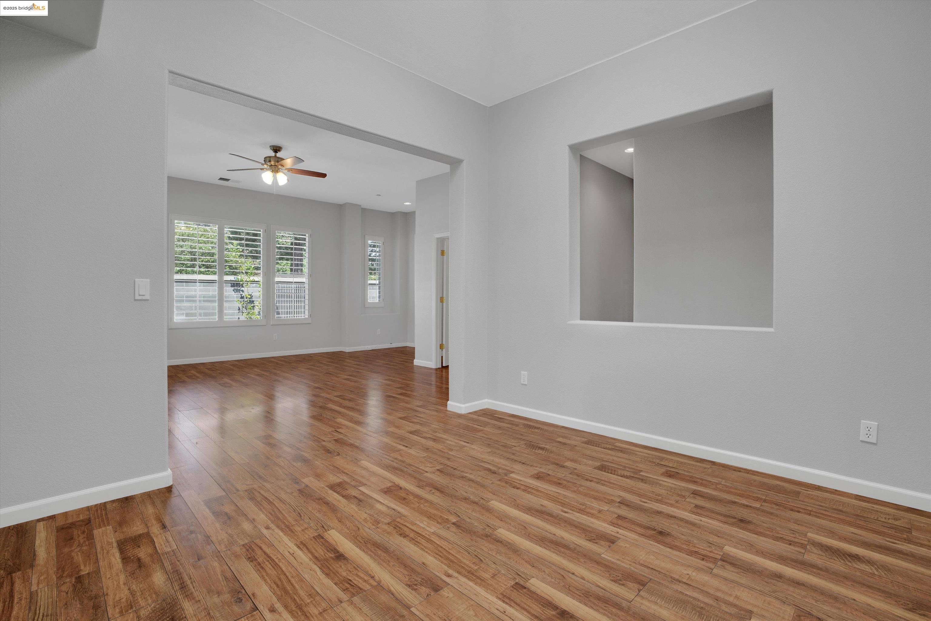 Detail Gallery Image 11 of 46 For 1414 Buckingham Dr, Brentwood,  CA 94513 - 4 Beds | 4 Baths