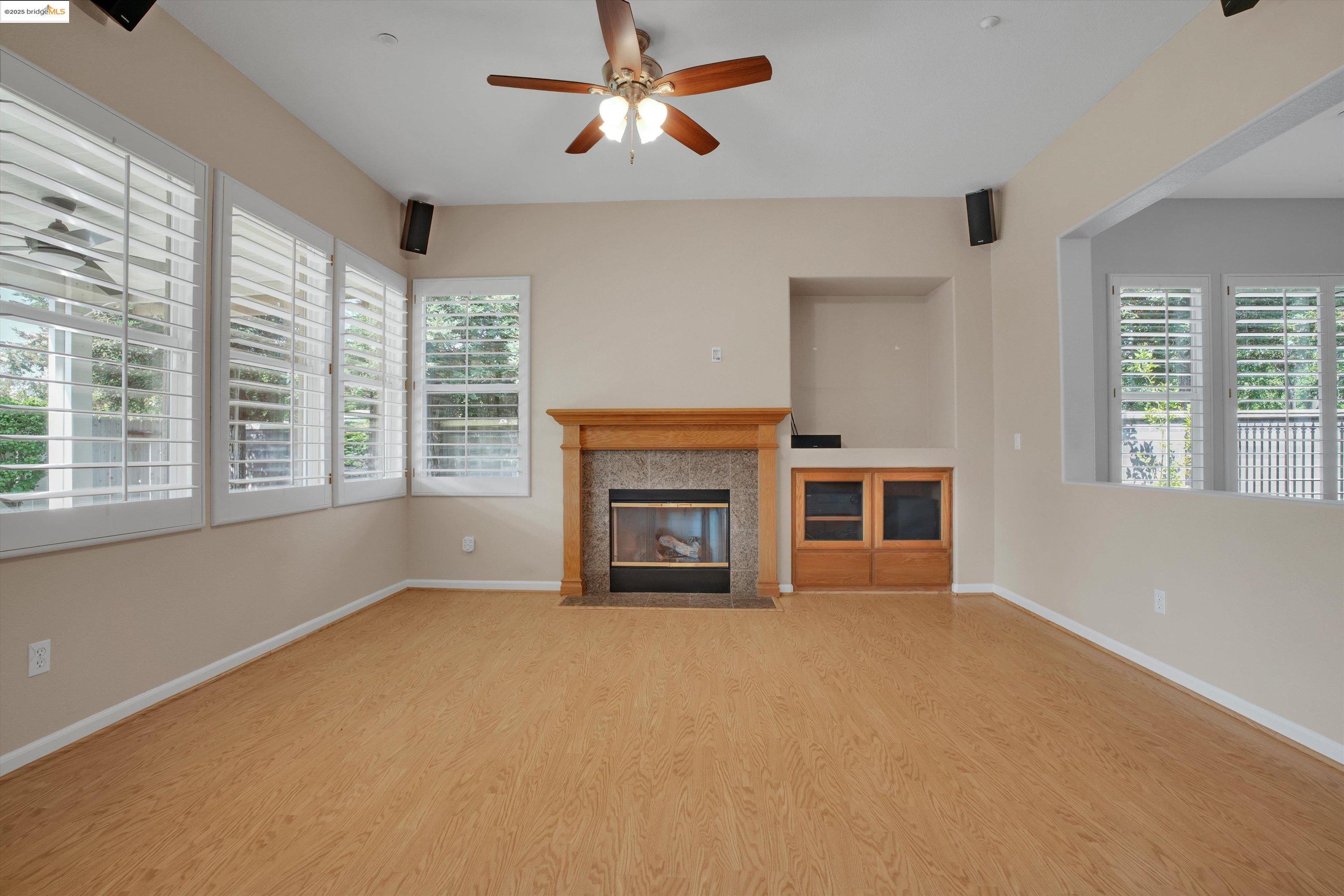 Detail Gallery Image 14 of 46 For 1414 Buckingham Dr, Brentwood,  CA 94513 - 4 Beds | 4 Baths