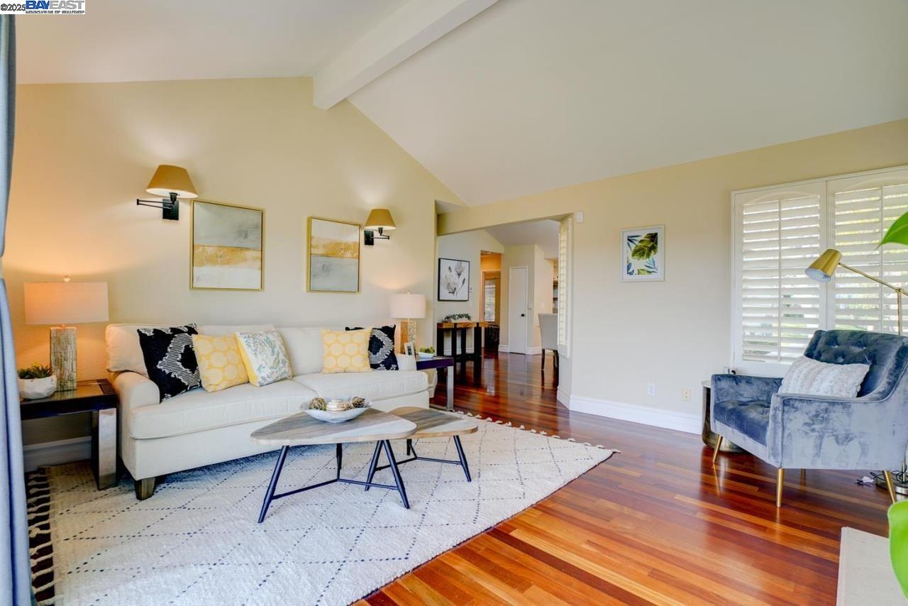 Detail Gallery Image 2 of 50 For 1228 Copper Peak Ln, San Jose,  CA 95120 - 3 Beds | 2 Baths