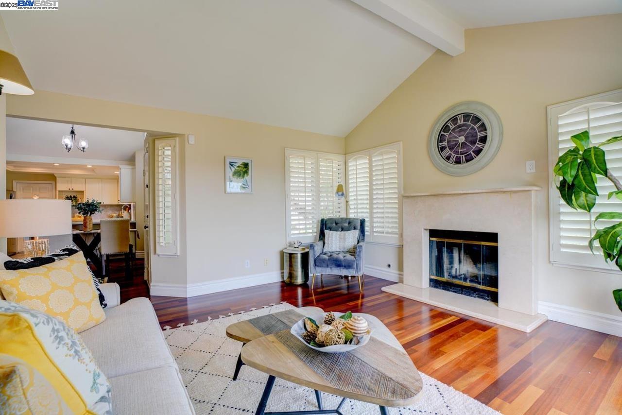 Detail Gallery Image 4 of 50 For 1228 Copper Peak Ln, San Jose,  CA 95120 - 3 Beds | 2 Baths
