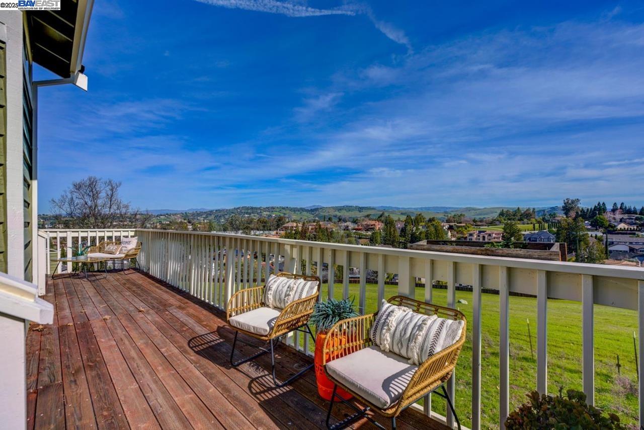 Detail Gallery Image 35 of 50 For 1228 Copper Peak Ln, San Jose,  CA 95120 - 3 Beds | 2 Baths