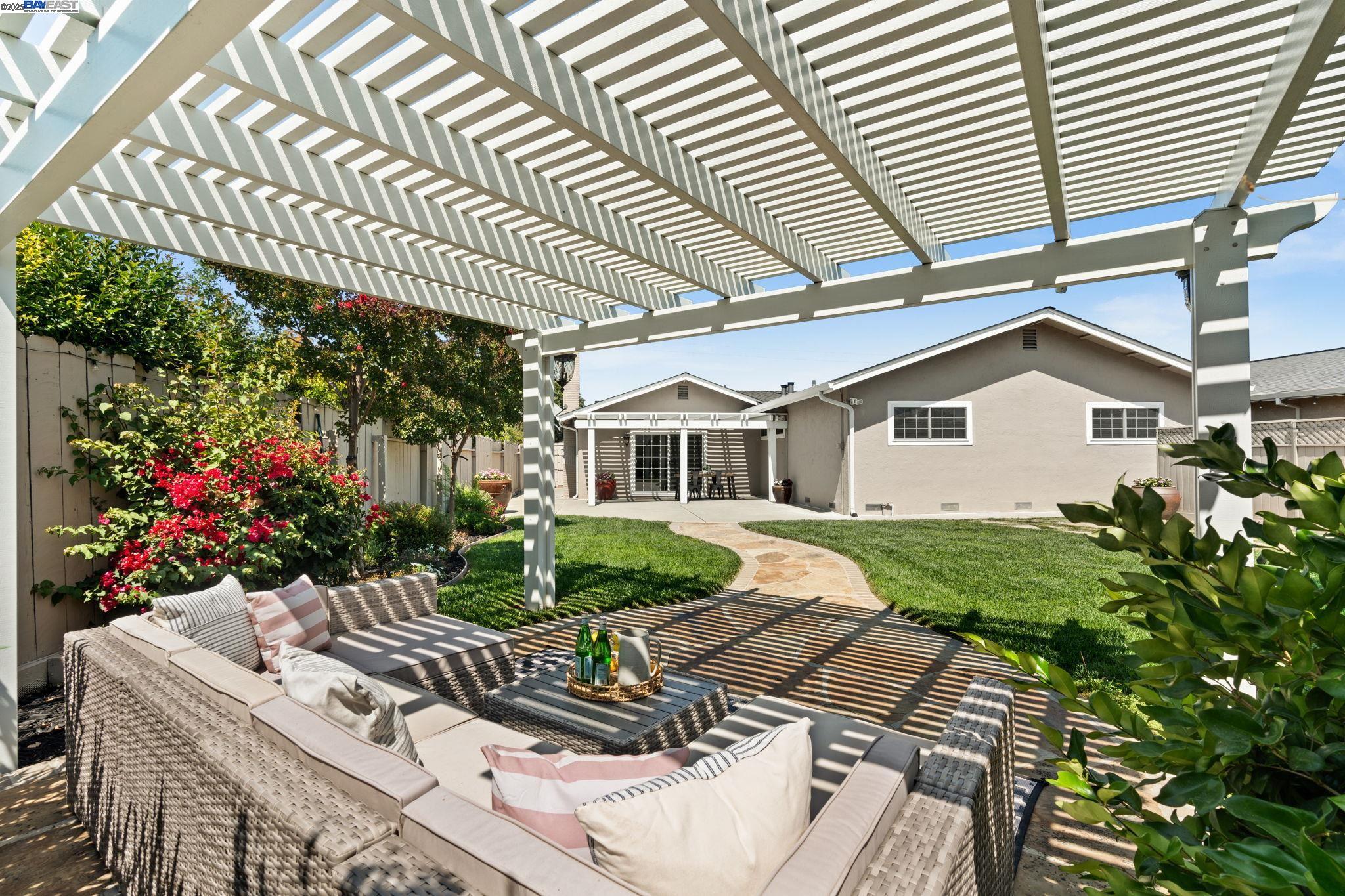 Detail Gallery Image 21 of 48 For 37881 Manzanita St, Newark,  CA 94560 - 3 Beds | 2 Baths