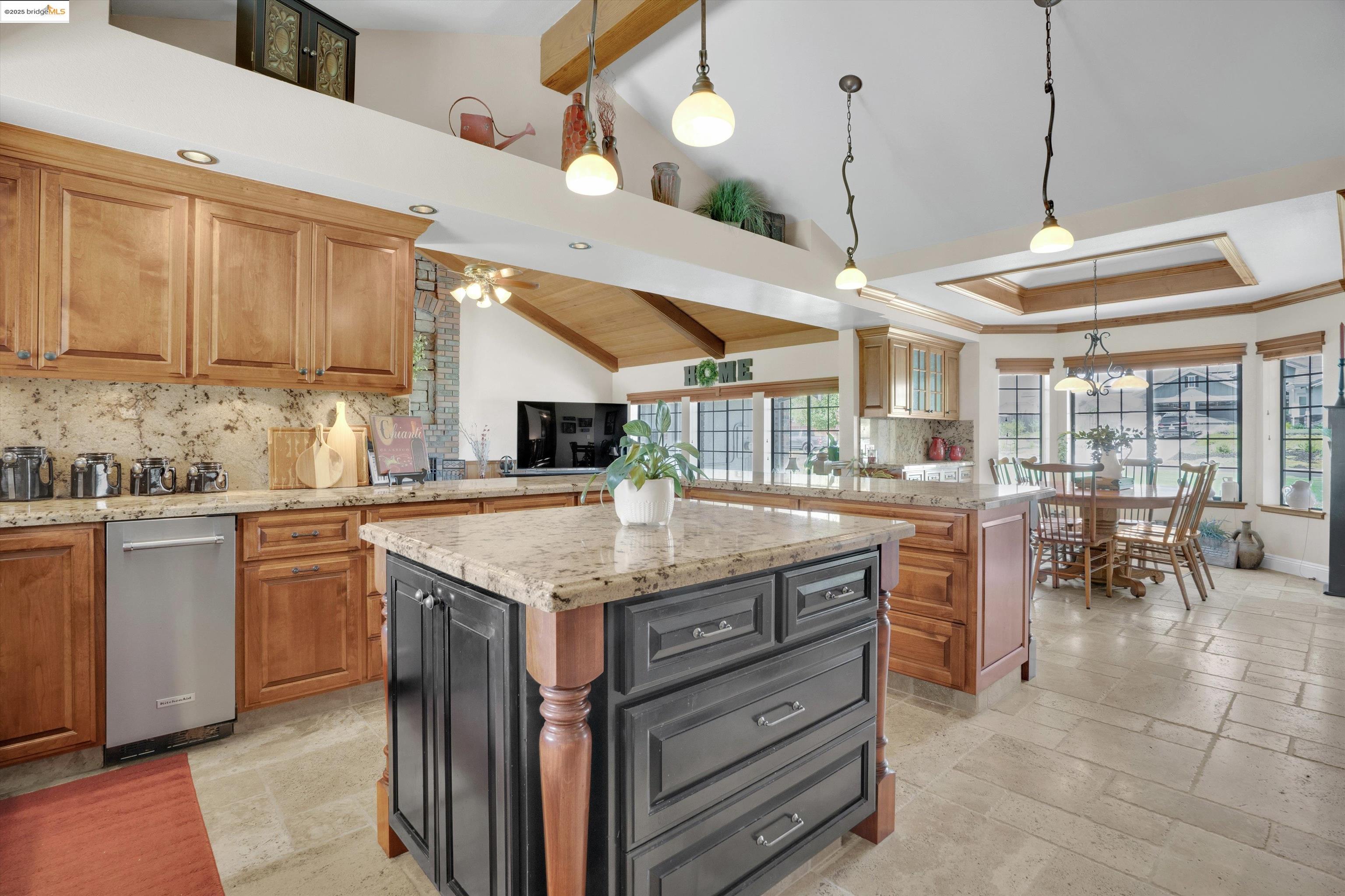 Detail Gallery Image 15 of 52 For 2960 Almondwood Pl, Oakley,  CA 94561 - 4 Beds | 2/2 Baths