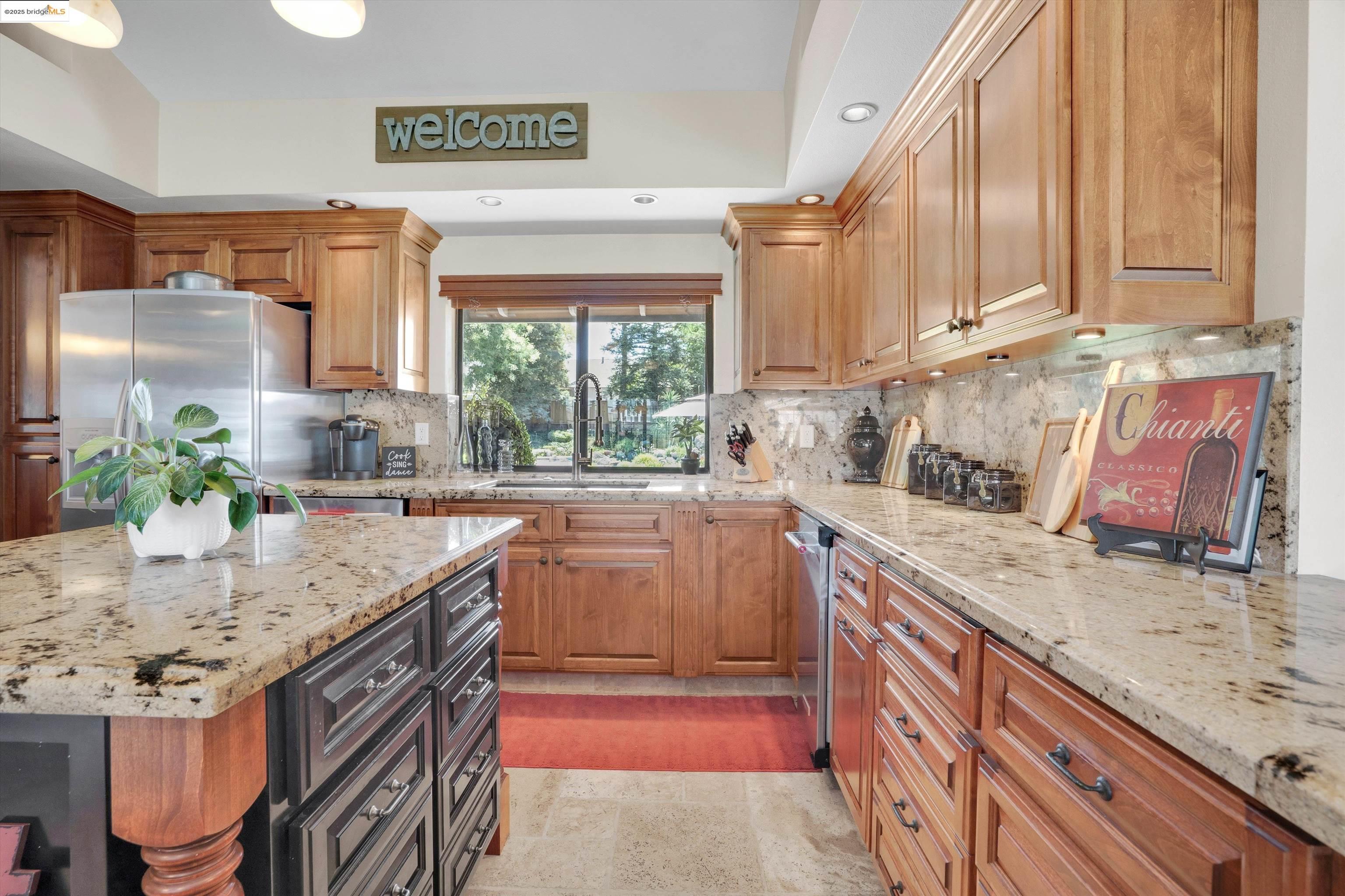 Detail Gallery Image 18 of 52 For 2960 Almondwood Pl, Oakley,  CA 94561 - 4 Beds | 2/2 Baths