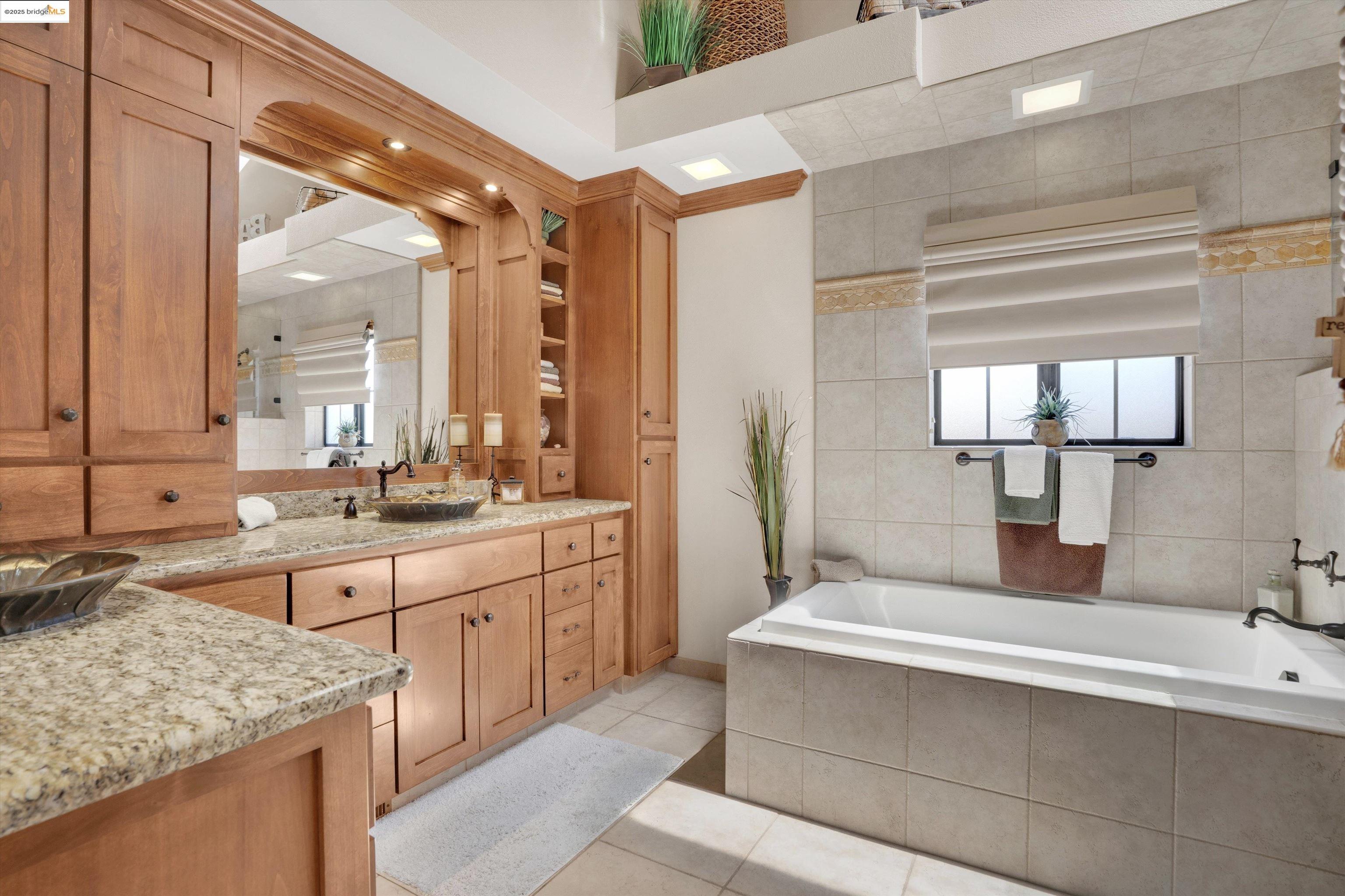 Detail Gallery Image 30 of 52 For 2960 Almondwood Pl, Oakley,  CA 94561 - 4 Beds | 2/2 Baths