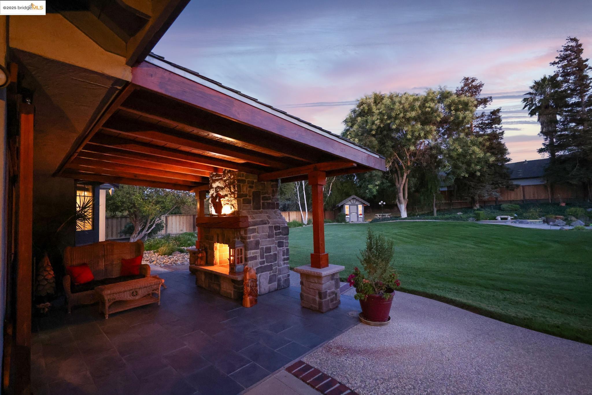 Detail Gallery Image 40 of 52 For 2960 Almondwood Pl, Oakley,  CA 94561 - 4 Beds | 2/2 Baths