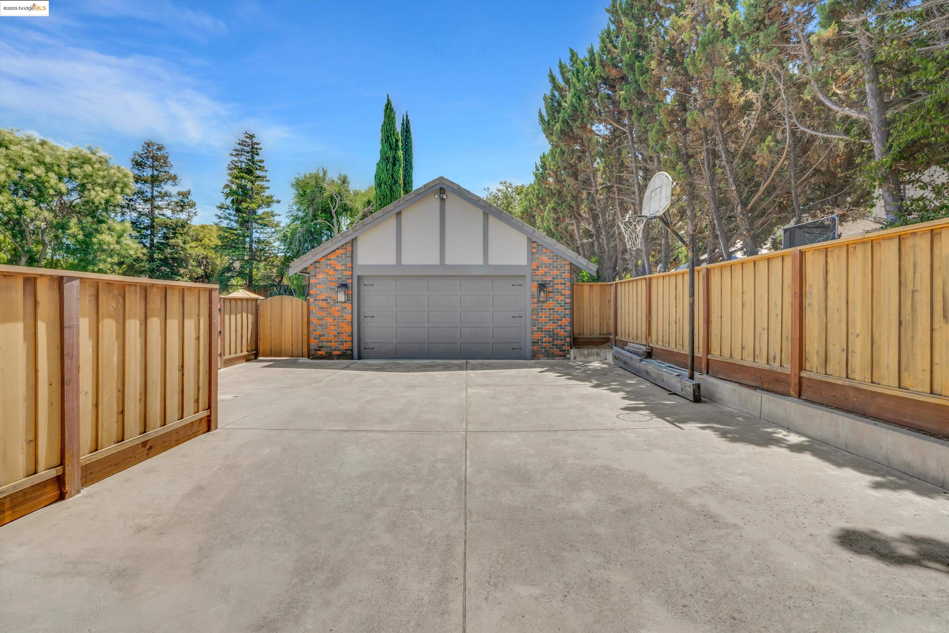 Detail Gallery Image 46 of 52 For 2960 Almondwood Pl, Oakley,  CA 94561 - 4 Beds | 2/2 Baths