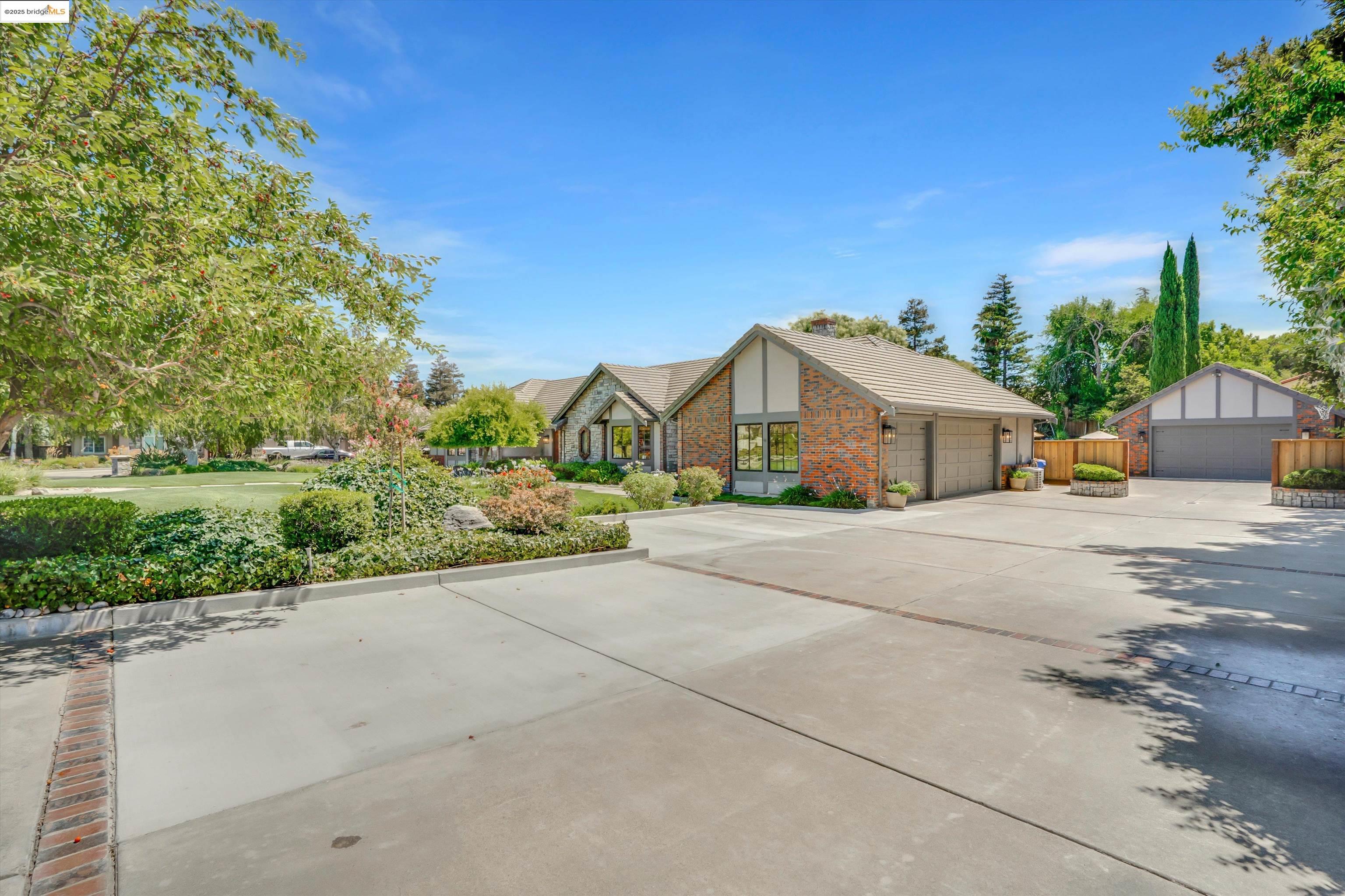 Detail Gallery Image 48 of 52 For 2960 Almondwood Pl, Oakley,  CA 94561 - 4 Beds | 2/2 Baths
