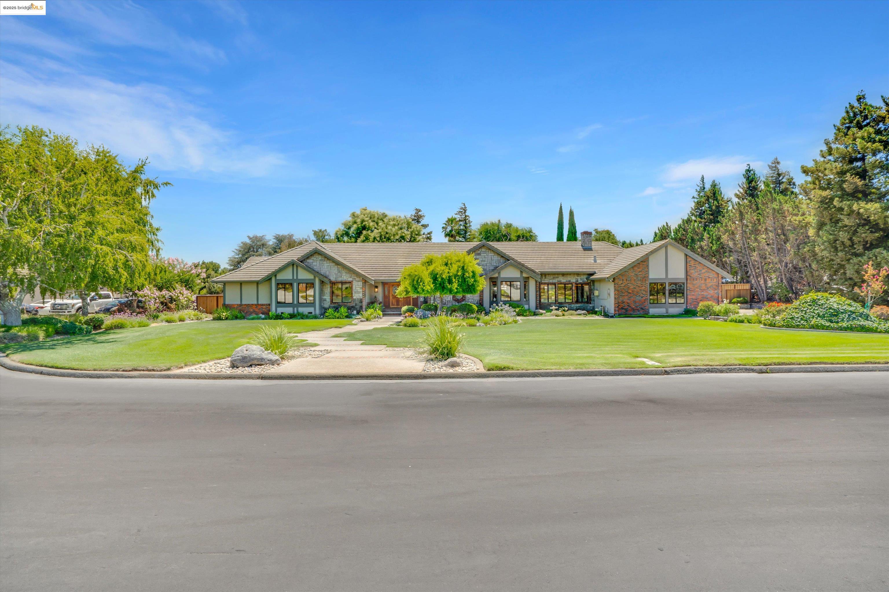 Detail Gallery Image 49 of 52 For 2960 Almondwood Pl, Oakley,  CA 94561 - 4 Beds | 2/2 Baths
