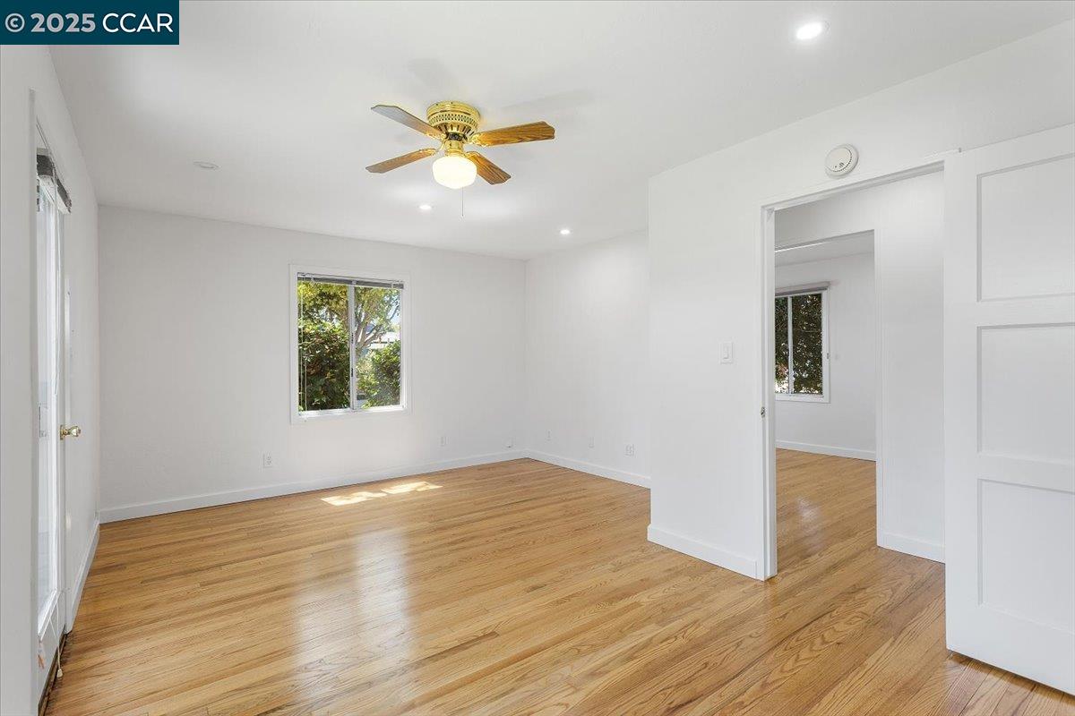 Detail Gallery Image 32 of 39 For 16080 via Del Sol, San Lorenzo,  CA 94580 - 3 Beds | 2 Baths