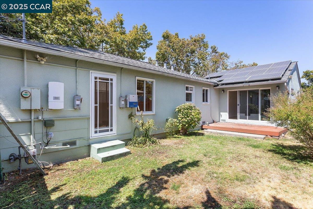 Detail Gallery Image 37 of 39 For 16080 via Del Sol, San Lorenzo,  CA 94580 - 3 Beds | 2 Baths