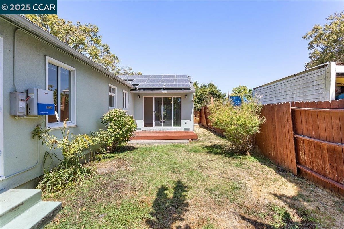 Detail Gallery Image 38 of 39 For 16080 via Del Sol, San Lorenzo,  CA 94580 - 3 Beds | 2 Baths