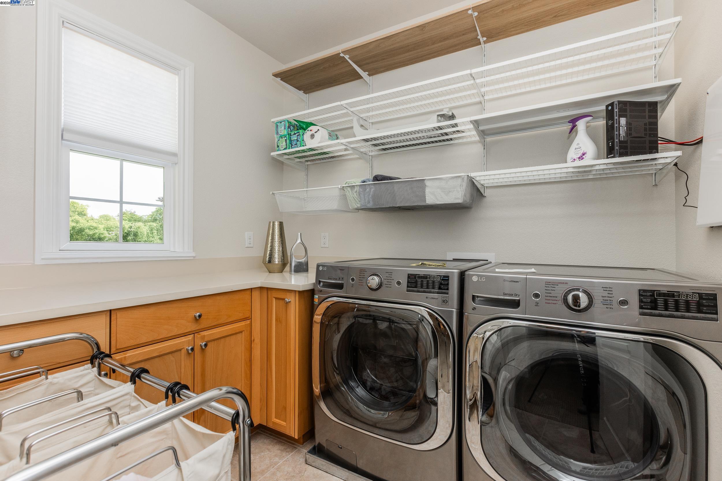 Detail Gallery Image 13 of 35 For 3422 Cinnamon Ridge Rd, San Ramon,  CA 94582 - 4 Beds | 4/1 Baths