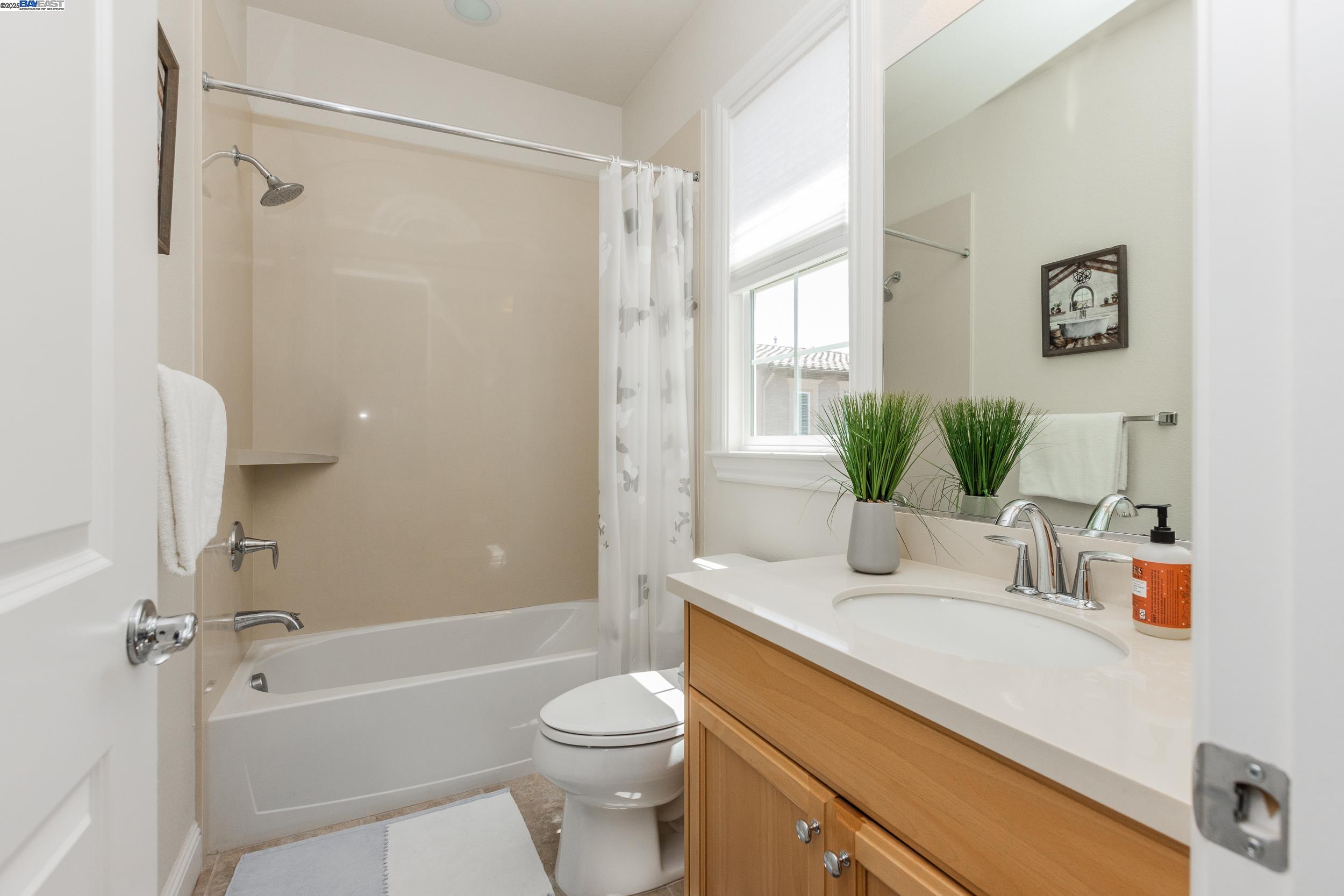 Detail Gallery Image 15 of 35 For 3422 Cinnamon Ridge Rd, San Ramon,  CA 94582 - 4 Beds | 4/1 Baths