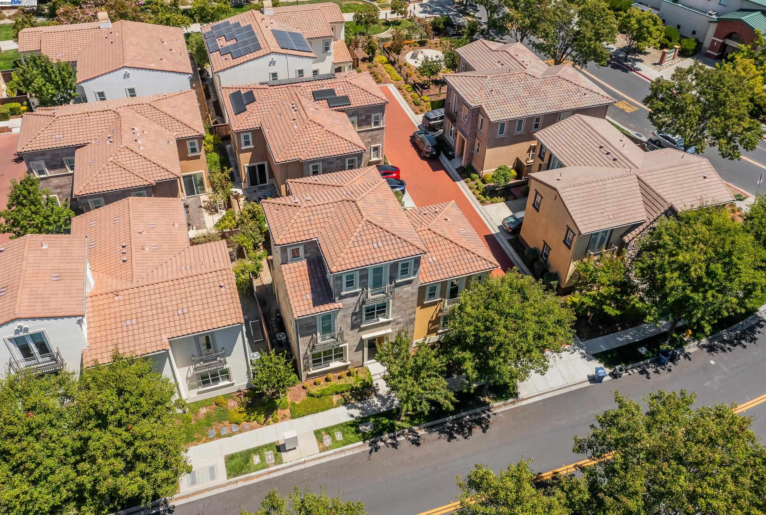 Detail Gallery Image 31 of 35 For 3422 Cinnamon Ridge Rd, San Ramon,  CA 94582 - 4 Beds | 4/1 Baths