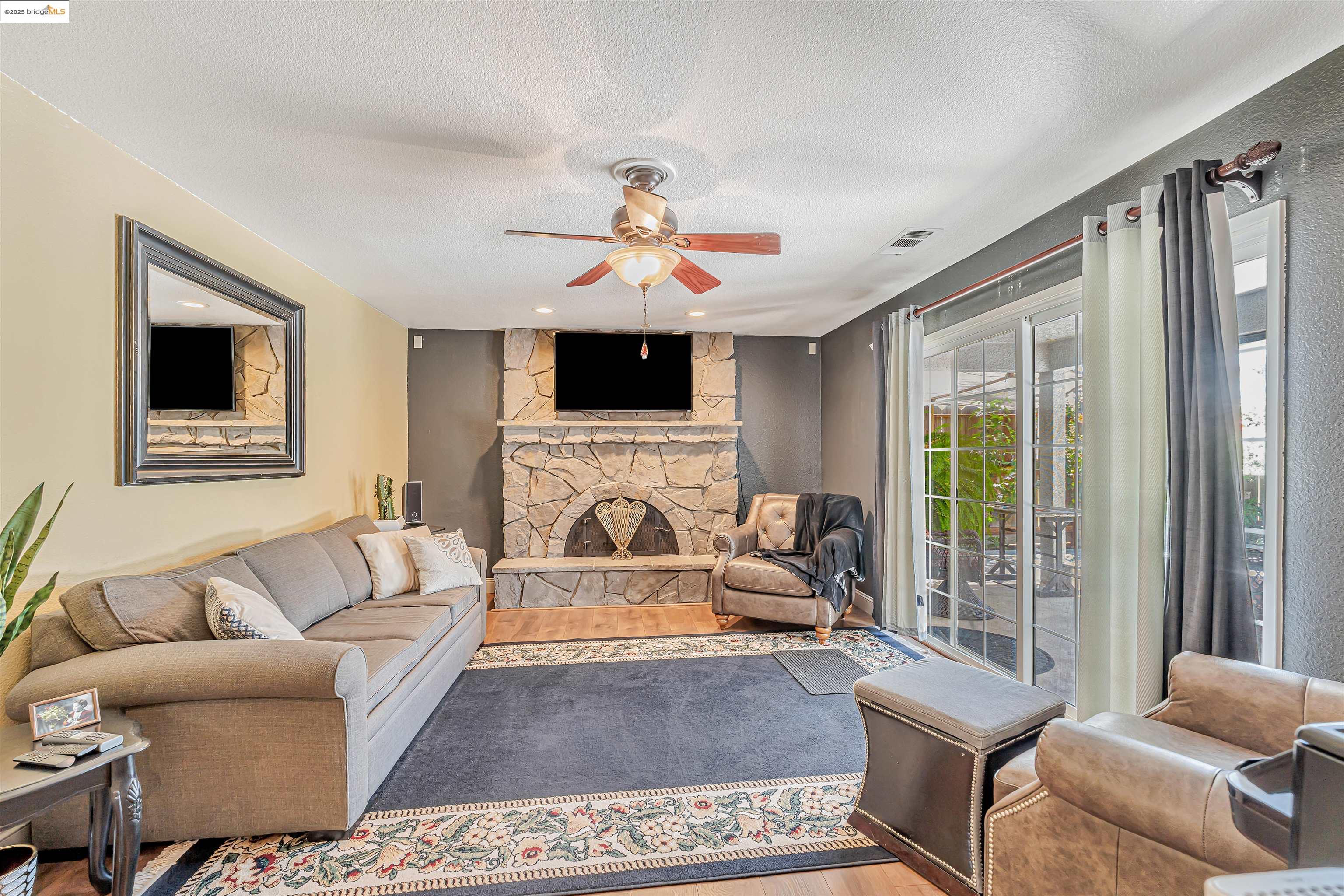 Detail Gallery Image 11 of 29 For 170 Kadota Ave, Atwater,  CA 95301 - 4 Beds | 2 Baths