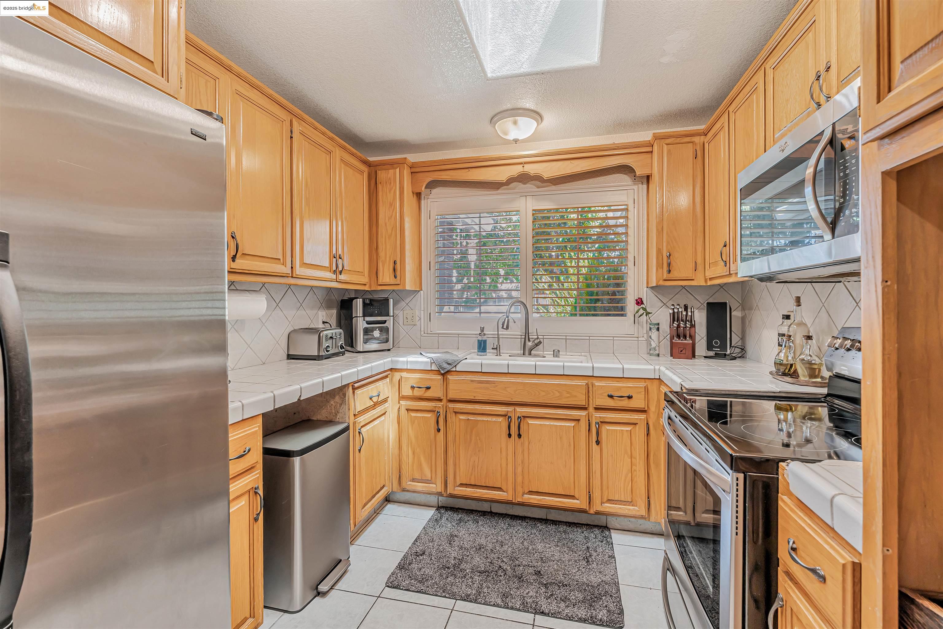 Detail Gallery Image 7 of 29 For 170 Kadota Ave, Atwater,  CA 95301 - 4 Beds | 2 Baths