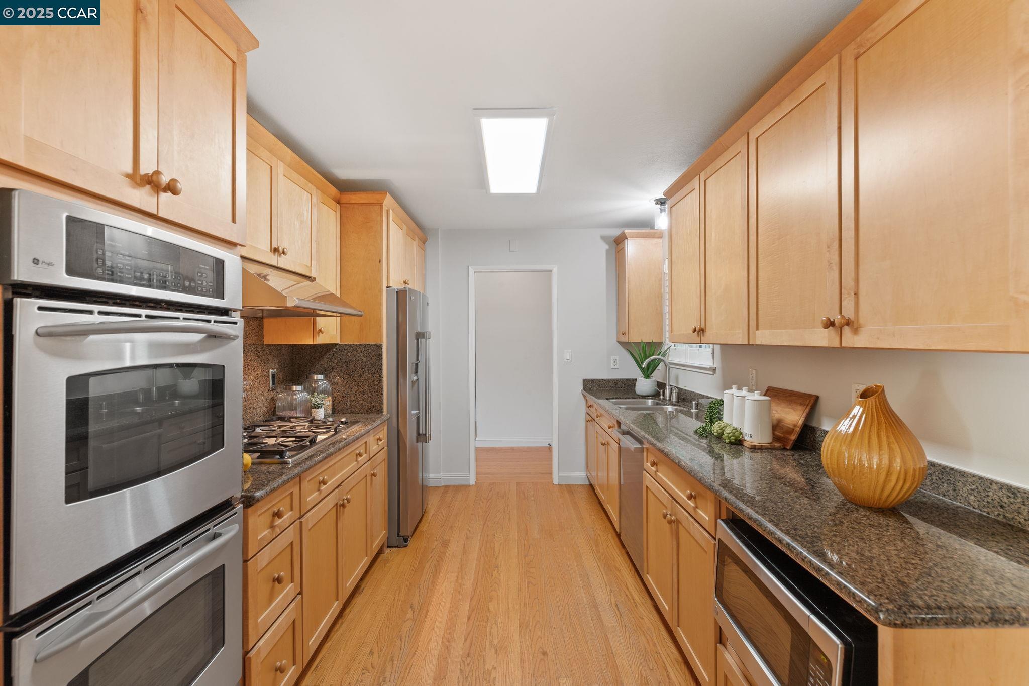 Detail Gallery Image 15 of 49 For 1712 Pepperwood Ct, Concord,  CA 94521 - 3 Beds | 2 Baths