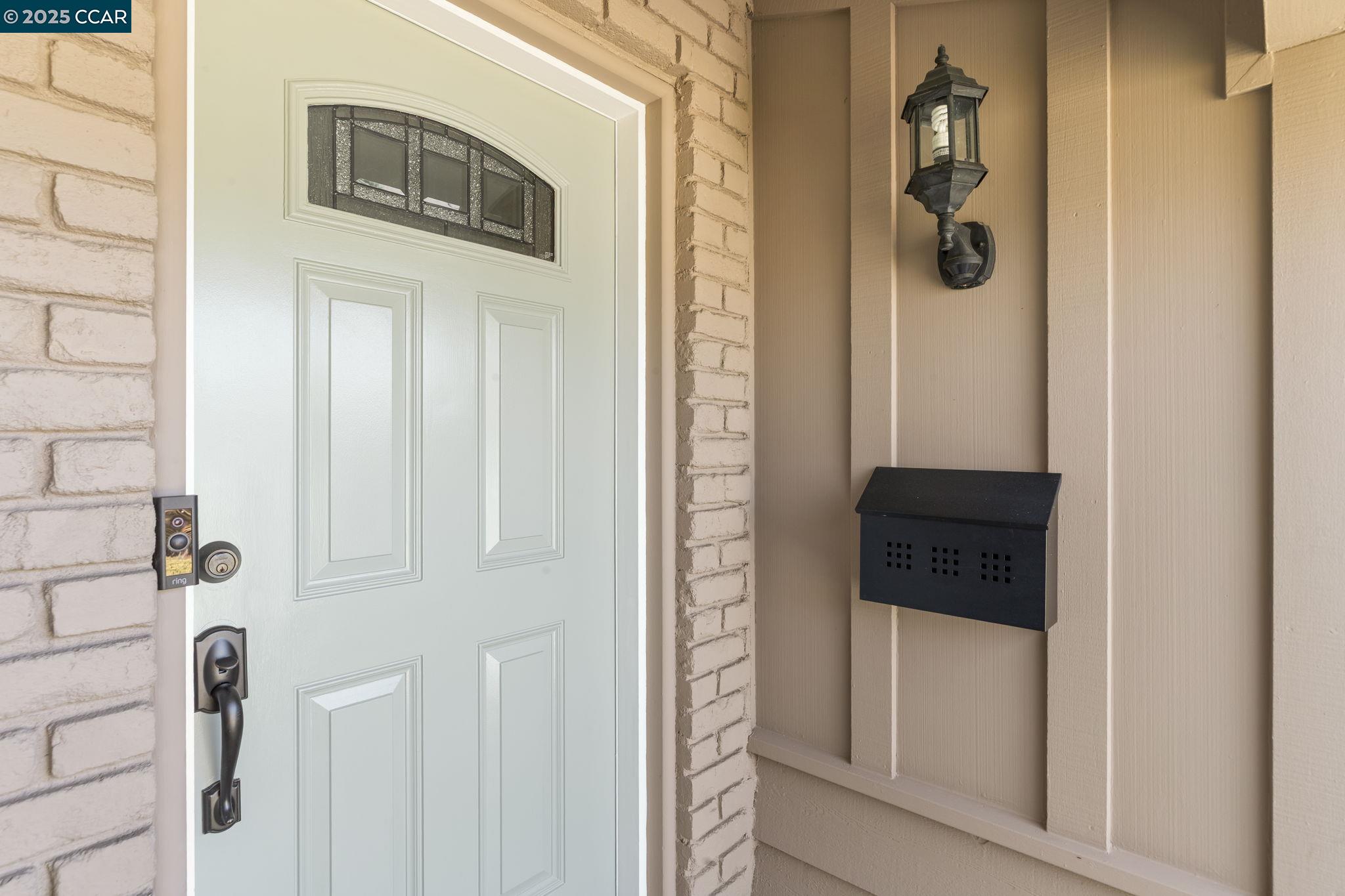 Detail Gallery Image 6 of 49 For 1712 Pepperwood Ct, Concord,  CA 94521 - 3 Beds | 2 Baths