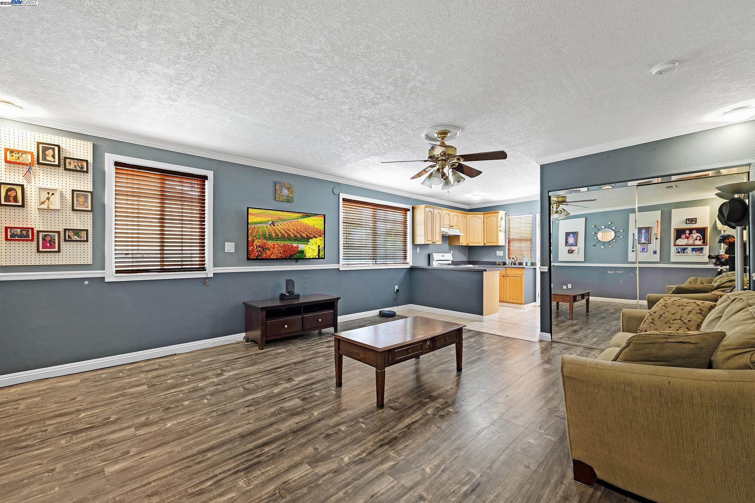 Detail Gallery Image 9 of 32 For 39672 Blacow Rd, Fremont,  CA 94538 - 4 Beds | 3 Baths