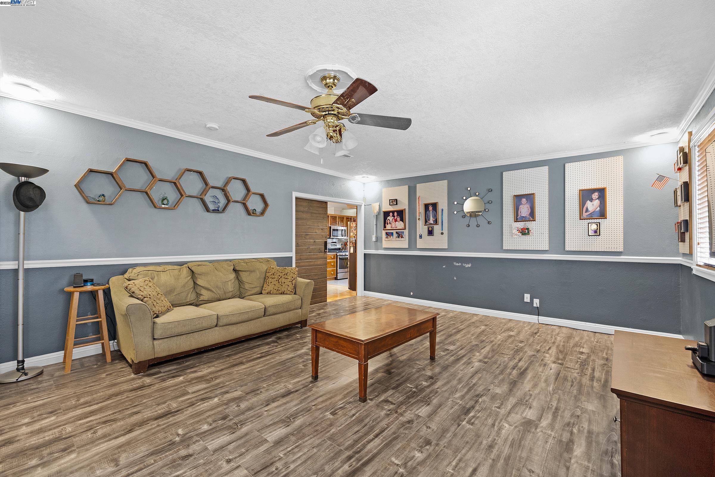 Detail Gallery Image 10 of 32 For 39672 Blacow Rd, Fremont,  CA 94538 - 4 Beds | 3 Baths