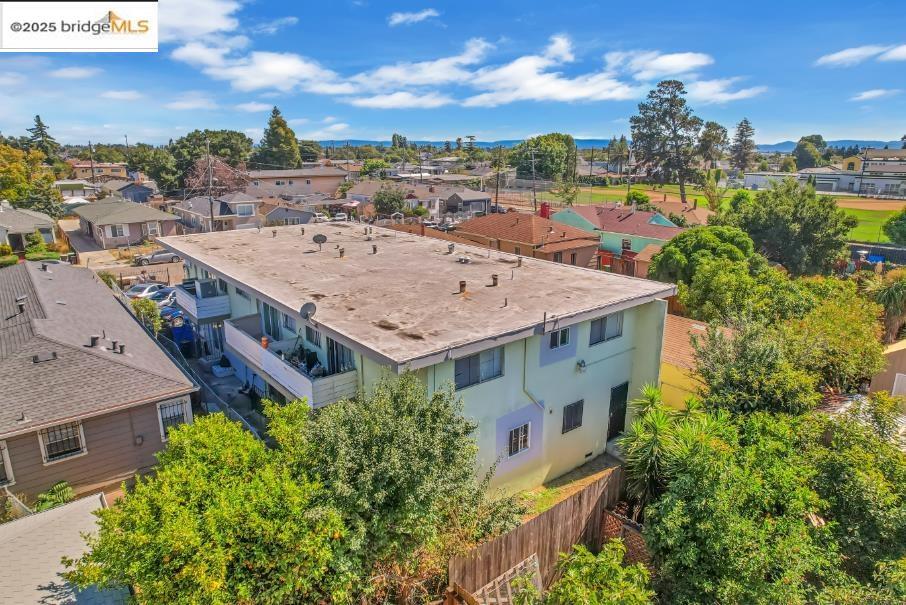 Detail Gallery Image 14 of 15 For 2023 80th Ave, Oakland,  CA 94621 - – Beds | – Baths