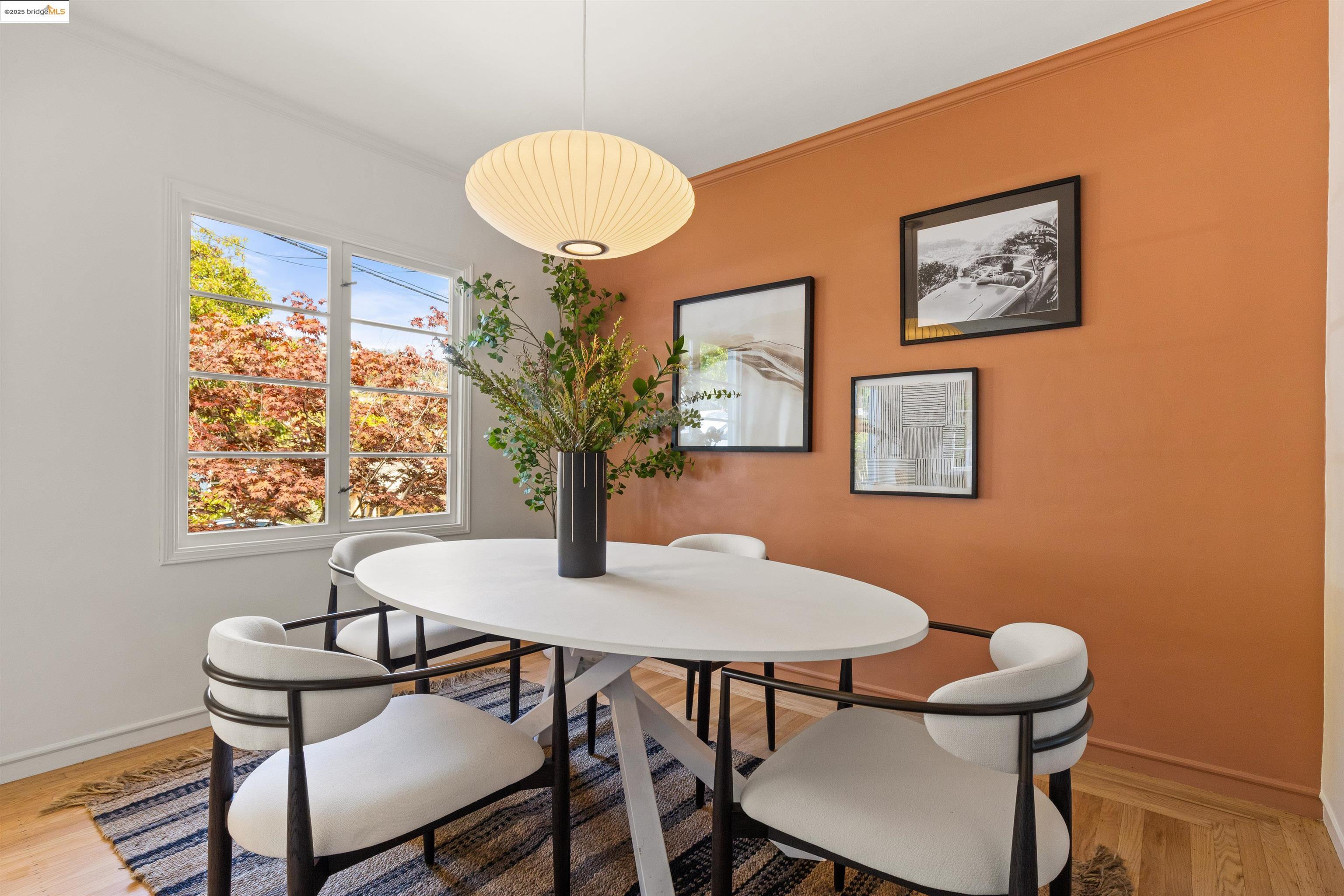 Detail Gallery Image 13 of 58 For 2451 Carmel St, Oakland,  CA 94602 - 2 Beds | 1 Baths