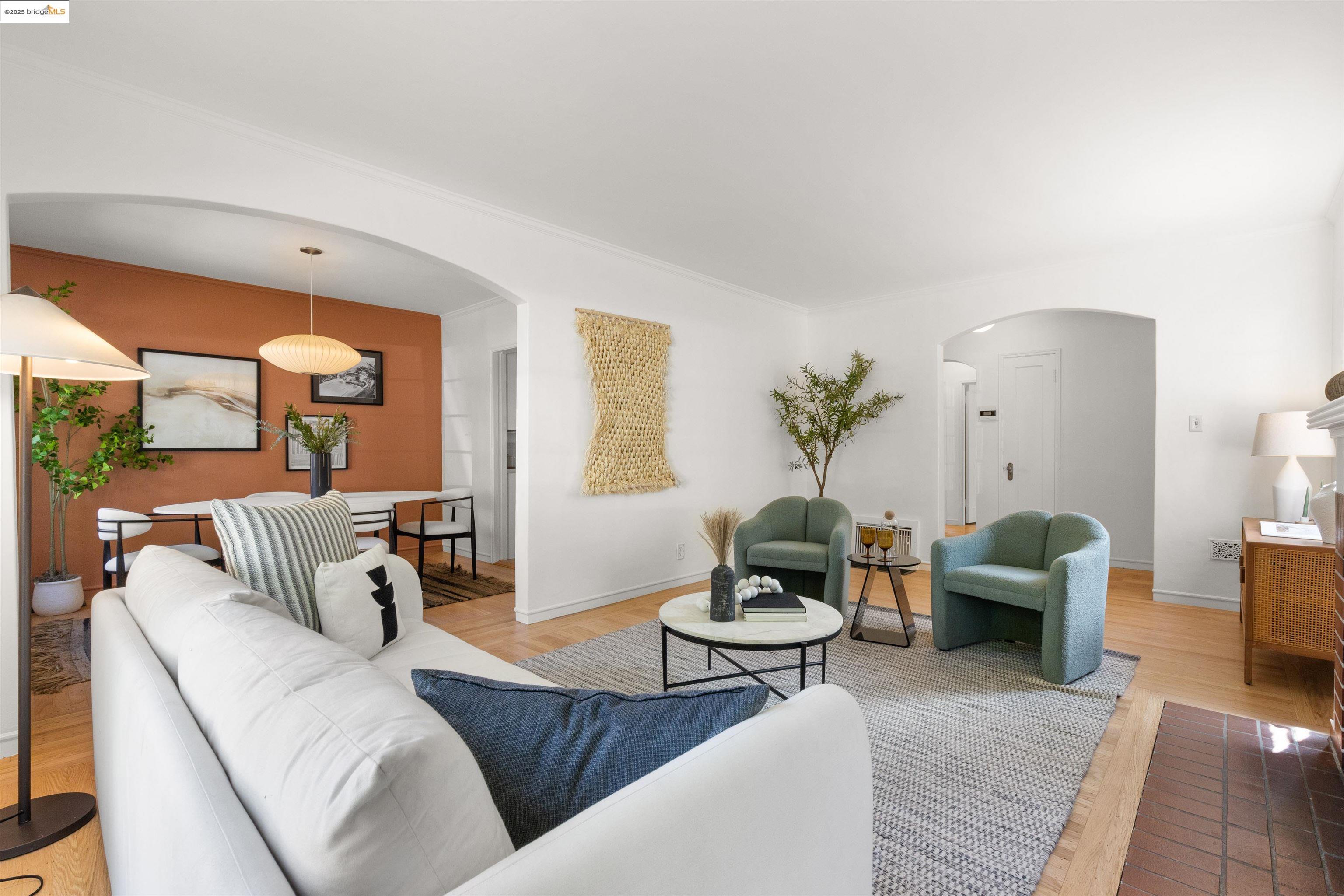 Detail Gallery Image 10 of 58 For 2451 Carmel St, Oakland,  CA 94602 - 2 Beds | 1 Baths