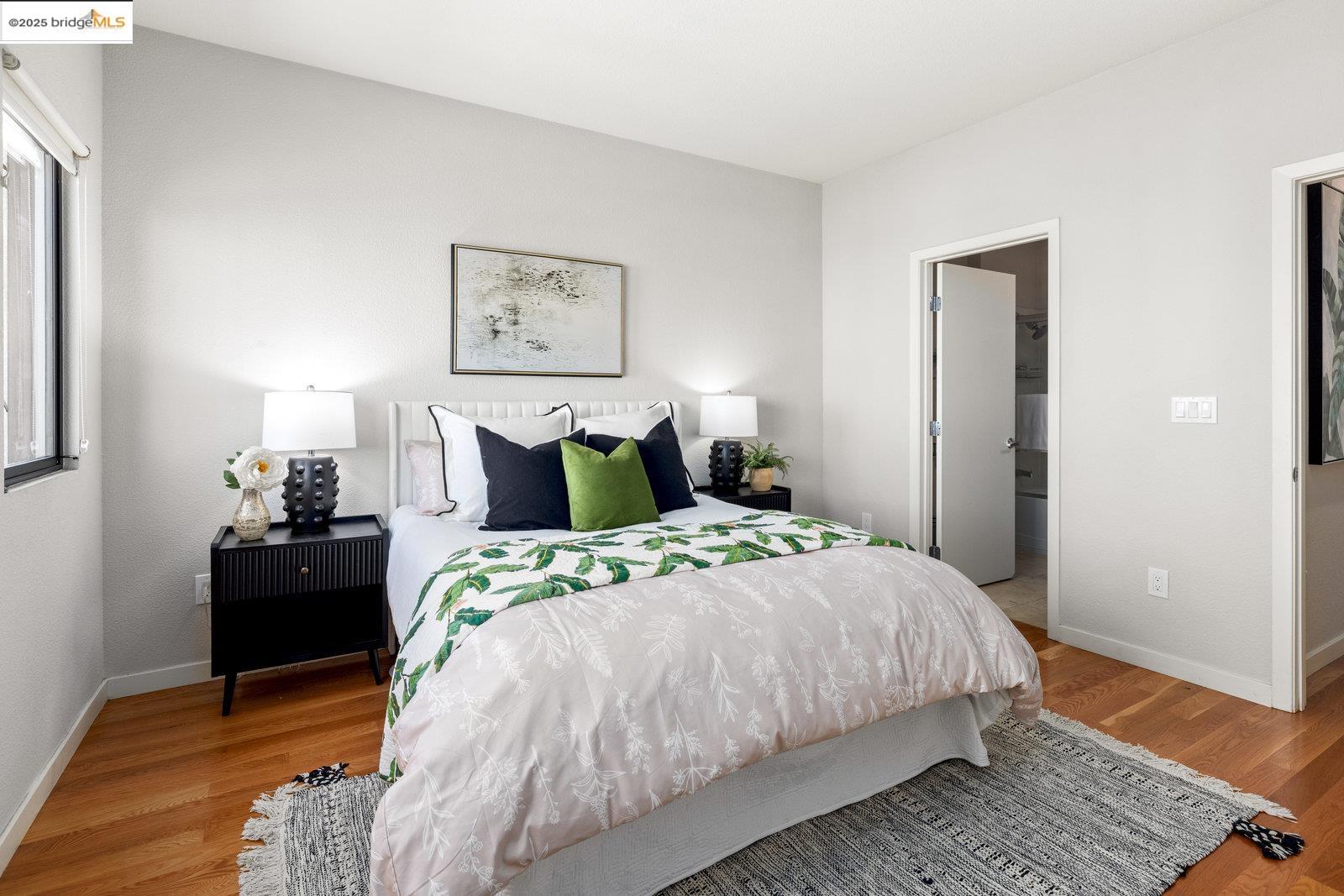 Detail Gallery Image 15 of 34 For 1759 14th St, Oakland,  CA 94607 - 2 Beds | 2/1 Baths