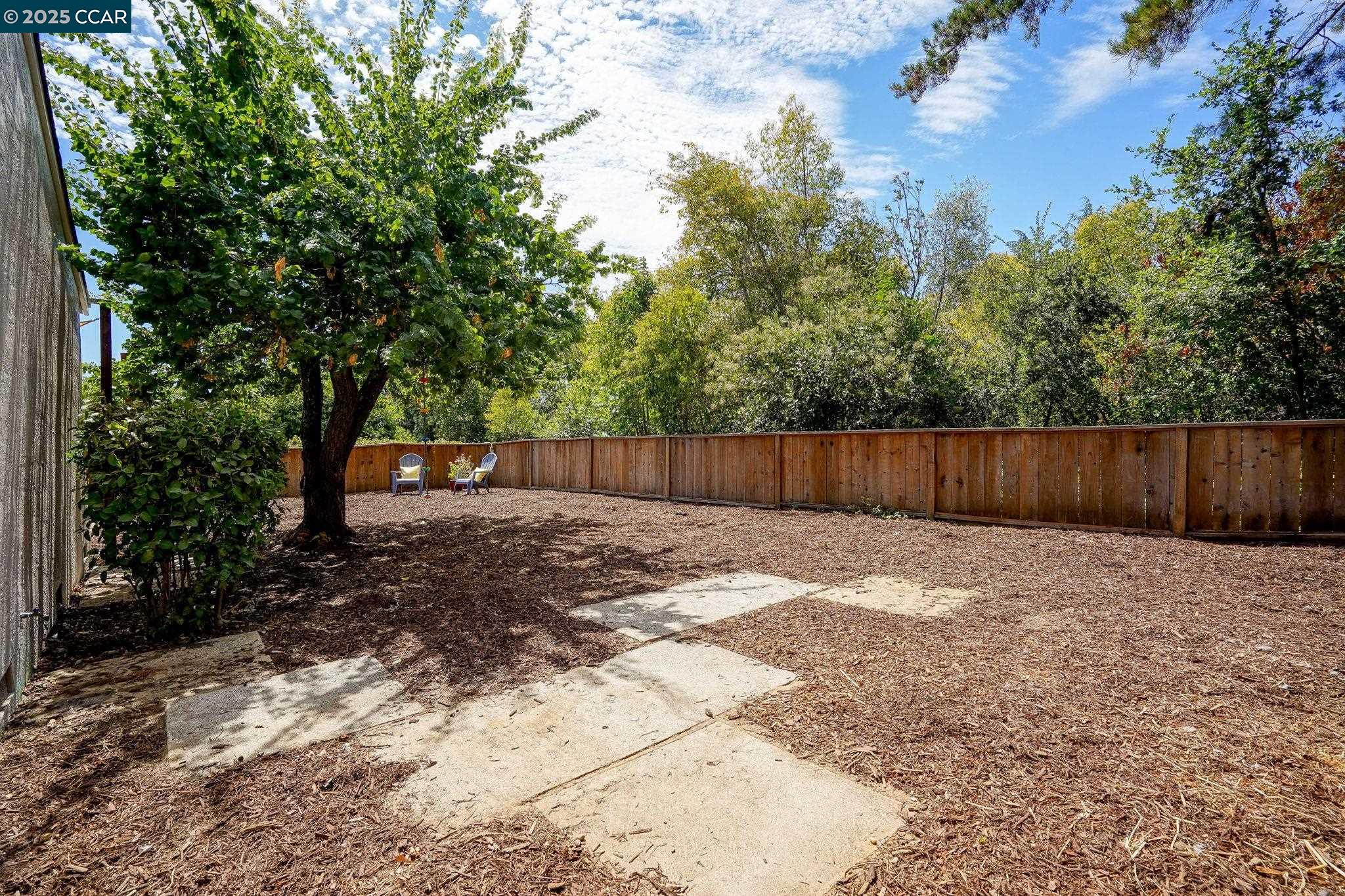 Detail Gallery Image 16 of 23 For 711 Sterling Dr, Martinez,  CA 94553 - 4 Beds | 2 Baths