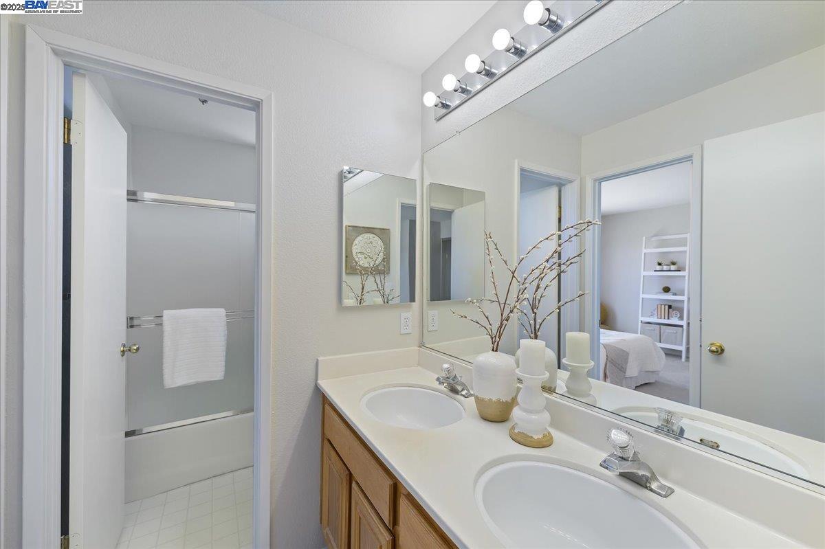 Detail Gallery Image 33 of 47 For 3618 Reflections Dr, Pleasanton,  CA 94566 - 3 Beds | 2/1 Baths