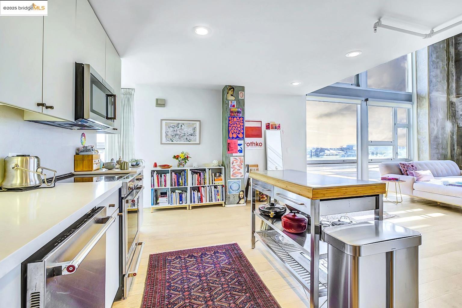 Detail Gallery Image 25 of 40 For 311 Oak St #523,  Oakland,  CA 94607 - 1 Beds | 2 Baths