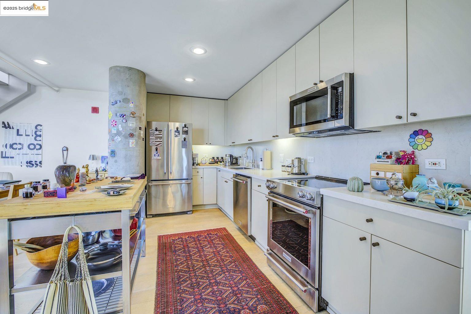 Detail Gallery Image 26 of 40 For 311 Oak St #523,  Oakland,  CA 94607 - 1 Beds | 2 Baths