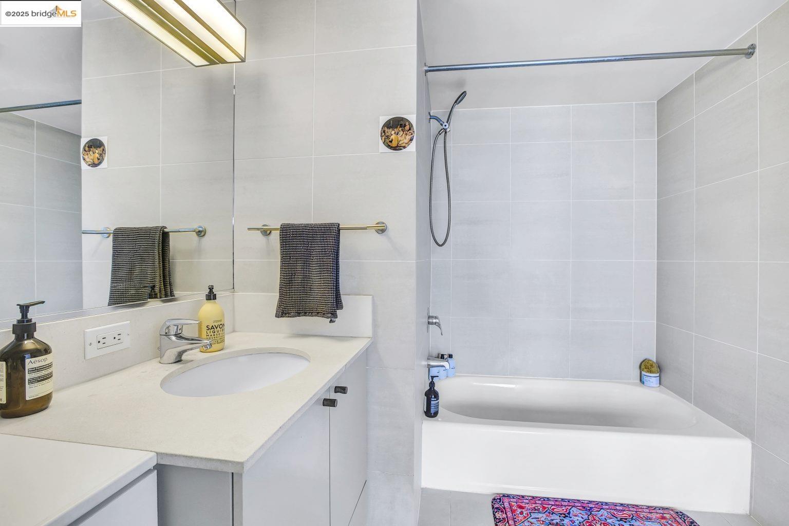 Detail Gallery Image 9 of 40 For 311 Oak St #523,  Oakland,  CA 94607 - 1 Beds | 2 Baths